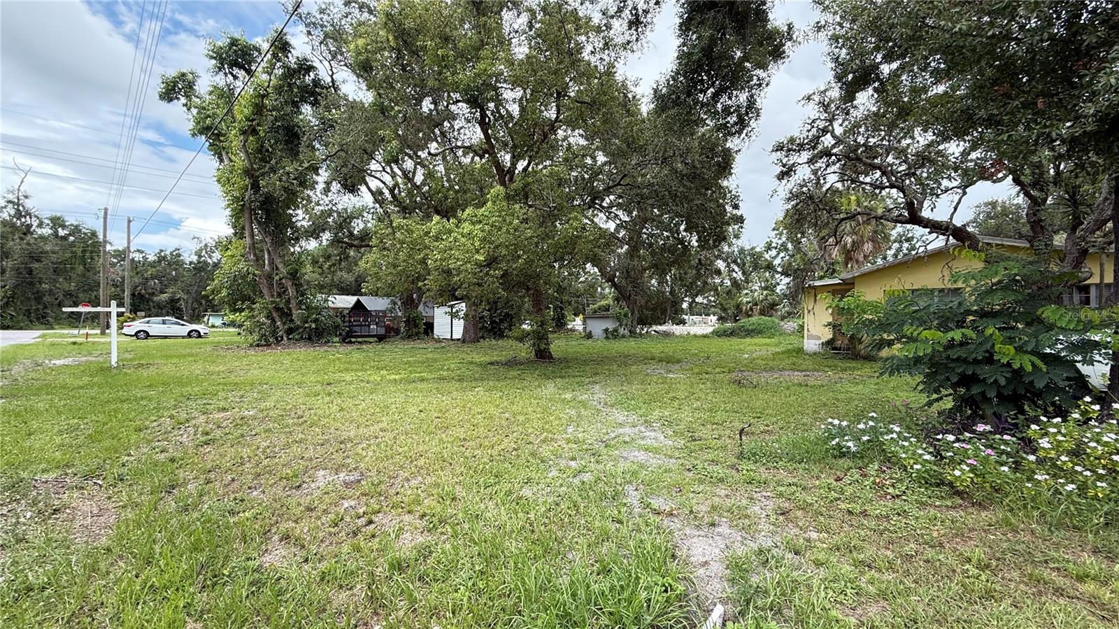 620 Winham St Property Photo 10