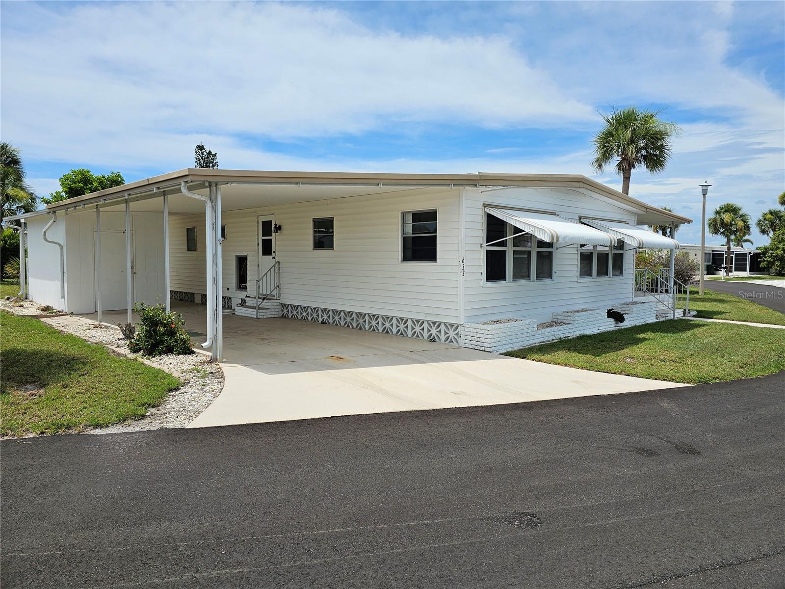 633 Como Dr Property Photo 1