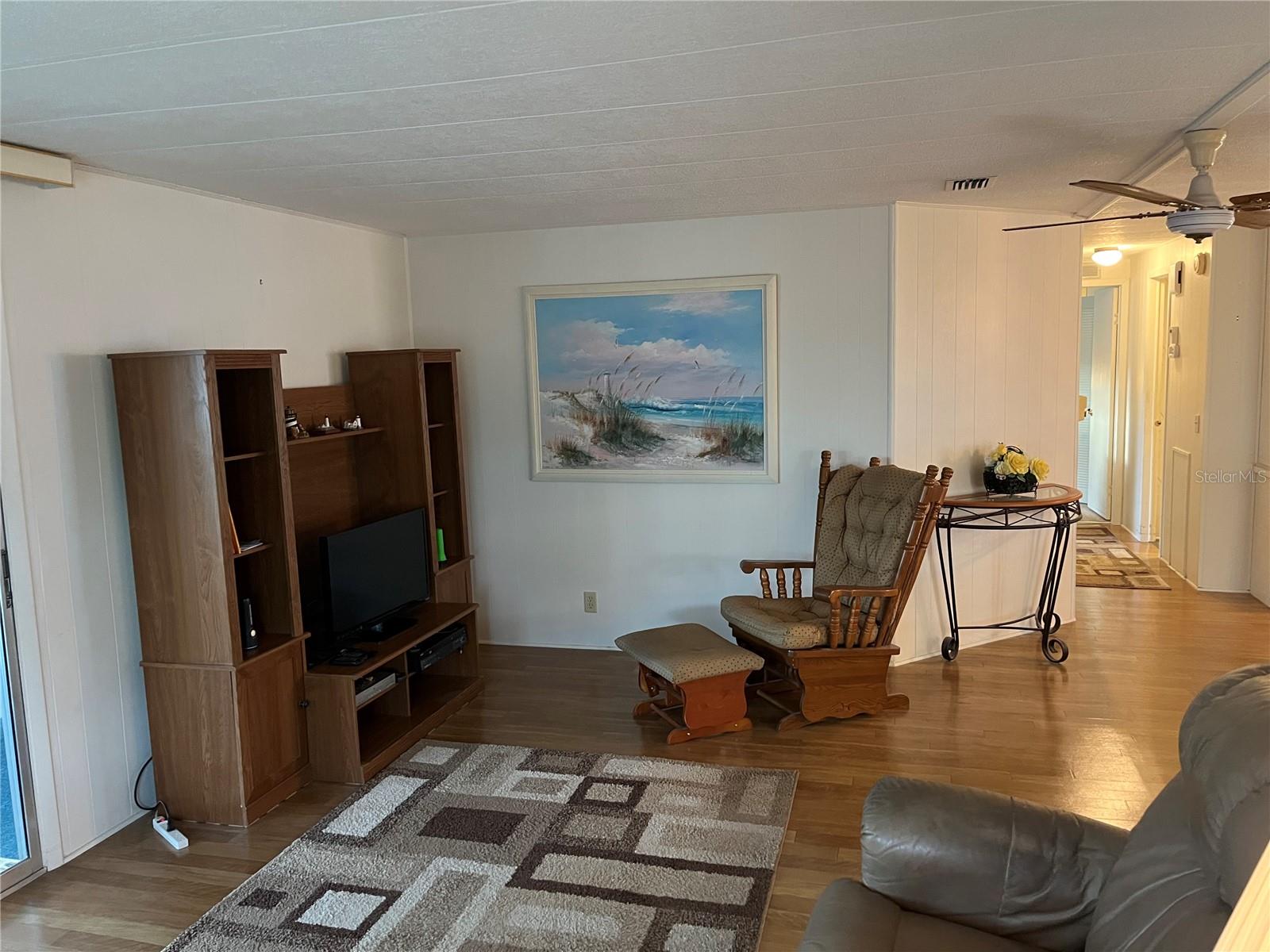 806 Jolanda Cir Property Photo 14