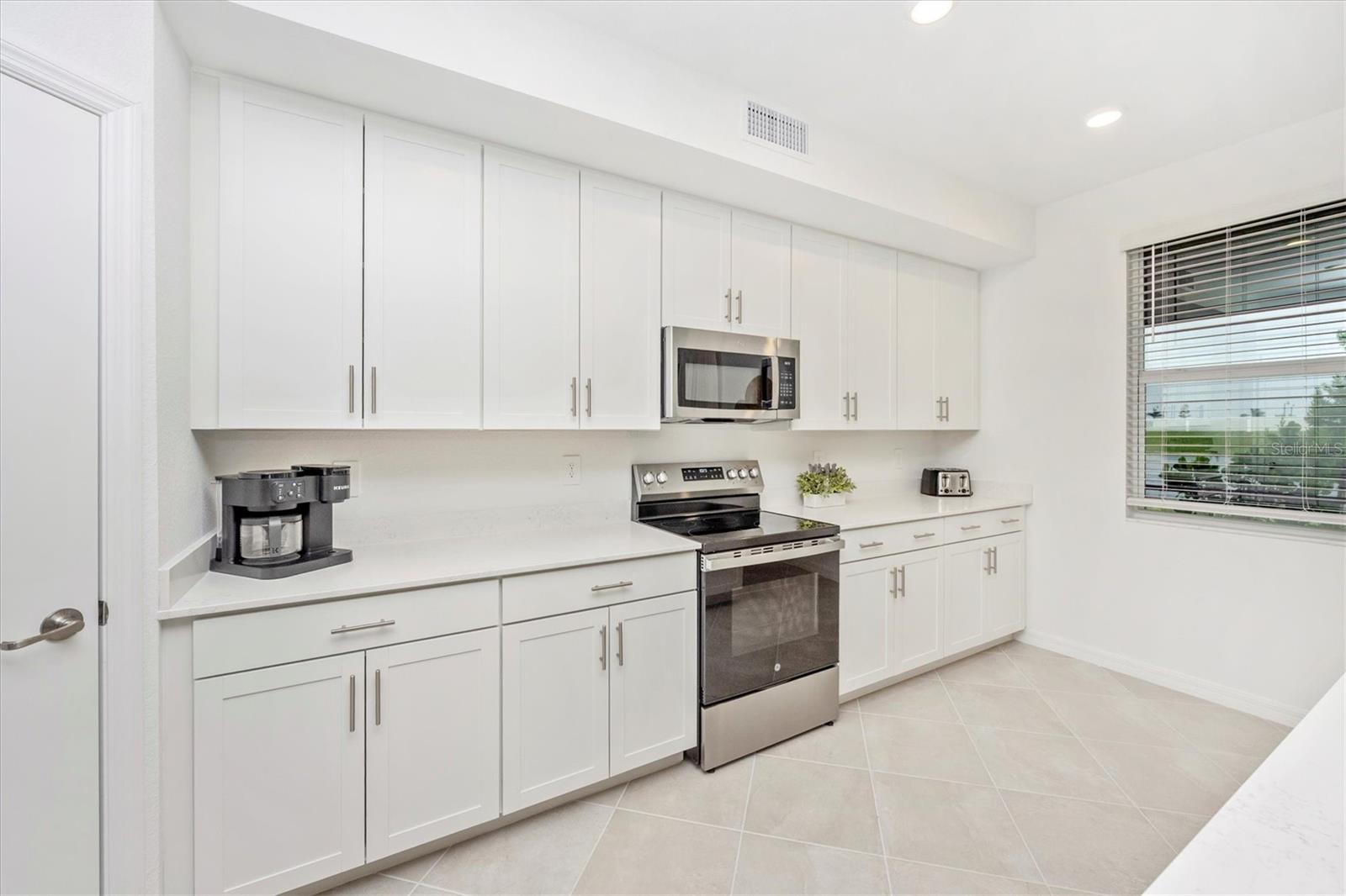 12620 Radiance Ct #101 Property Photo 11