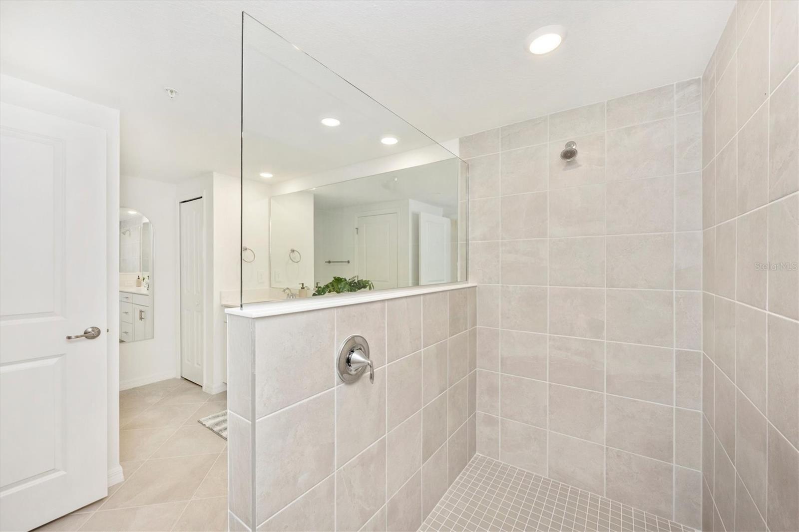 12620 Radiance Ct #101 Property Photo 30