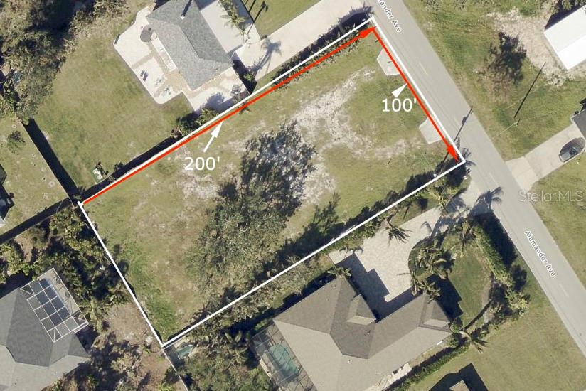 2450 Alamander Ave Property Photo 11