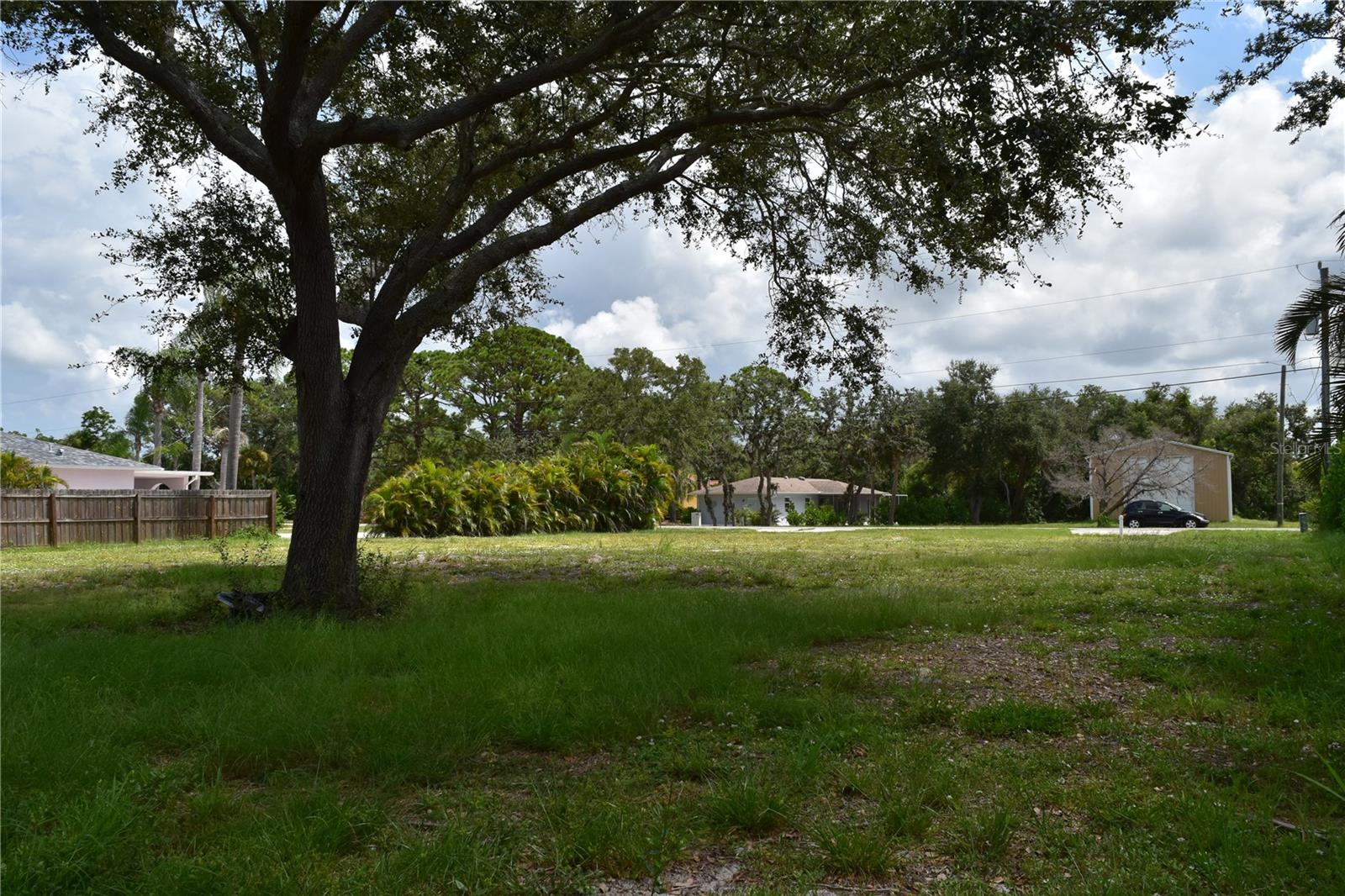 2450 Alamander Ave Property Photo 14