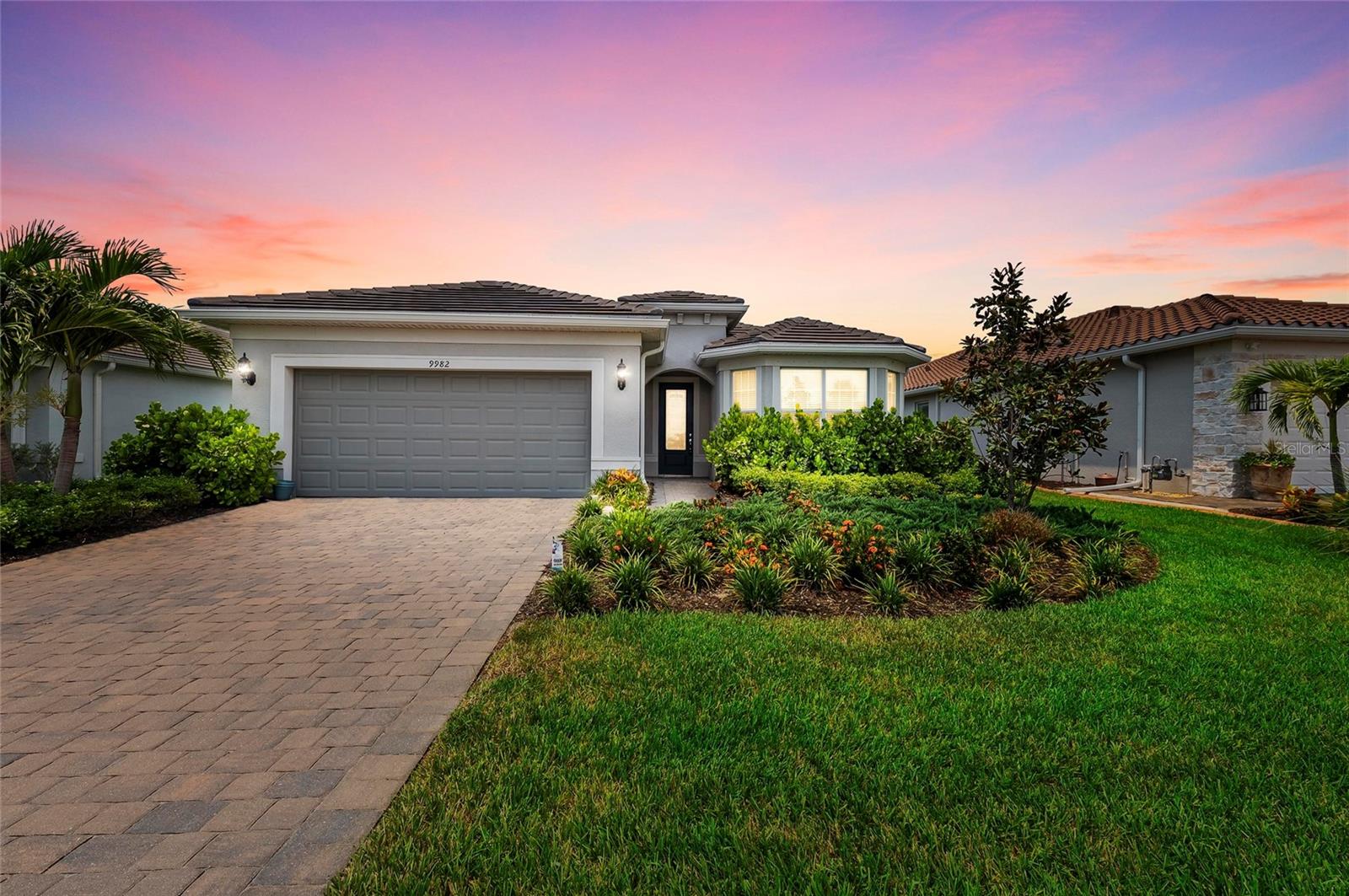 9982 Beachwalk Dr Property Photo 1