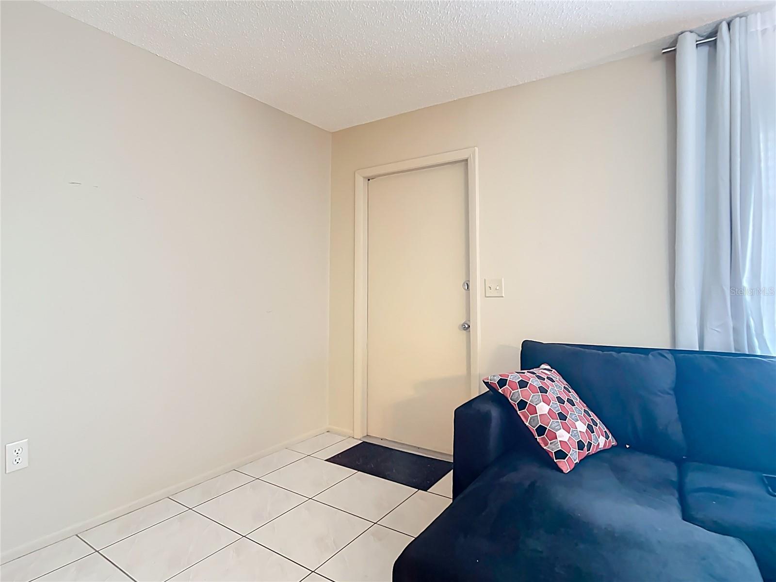 5964 Diana Rd Property Photo 4