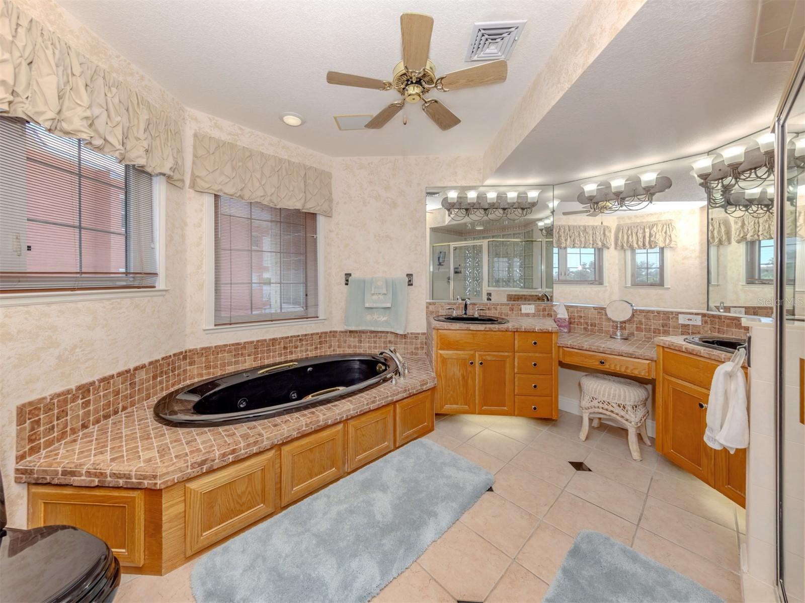 1400 Beach Rd #3 Property Photo 18