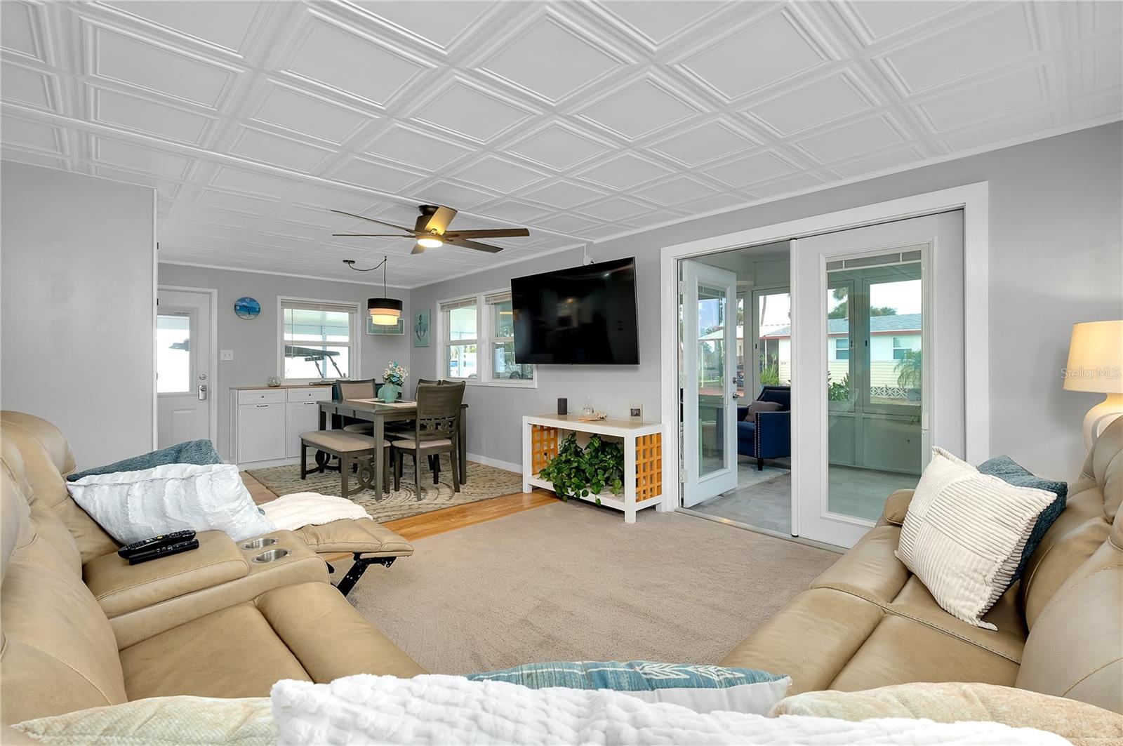 214 Roma Rd Property Photo 16