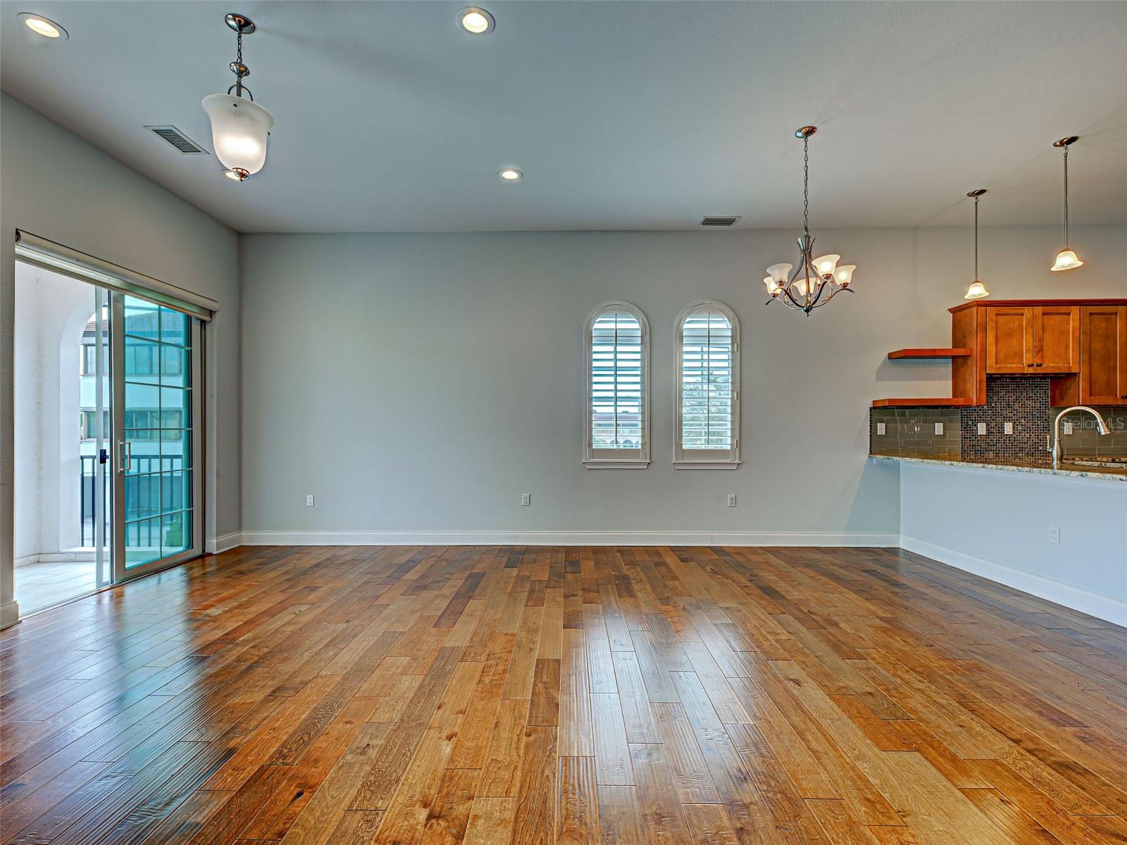 445 Nokomis Ave S #210 Property Photo 8