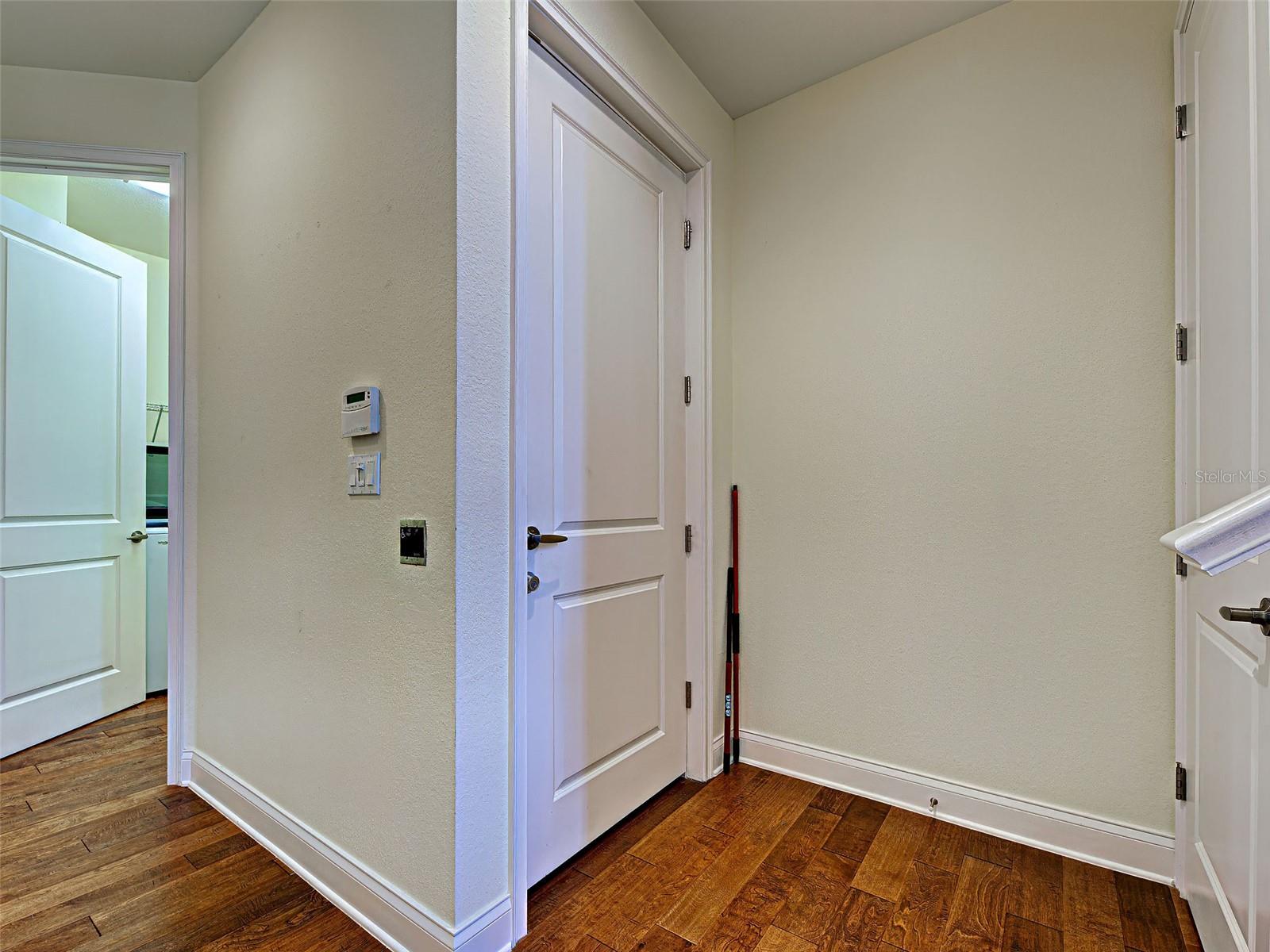 445 Nokomis Ave S #210 Property Photo 43