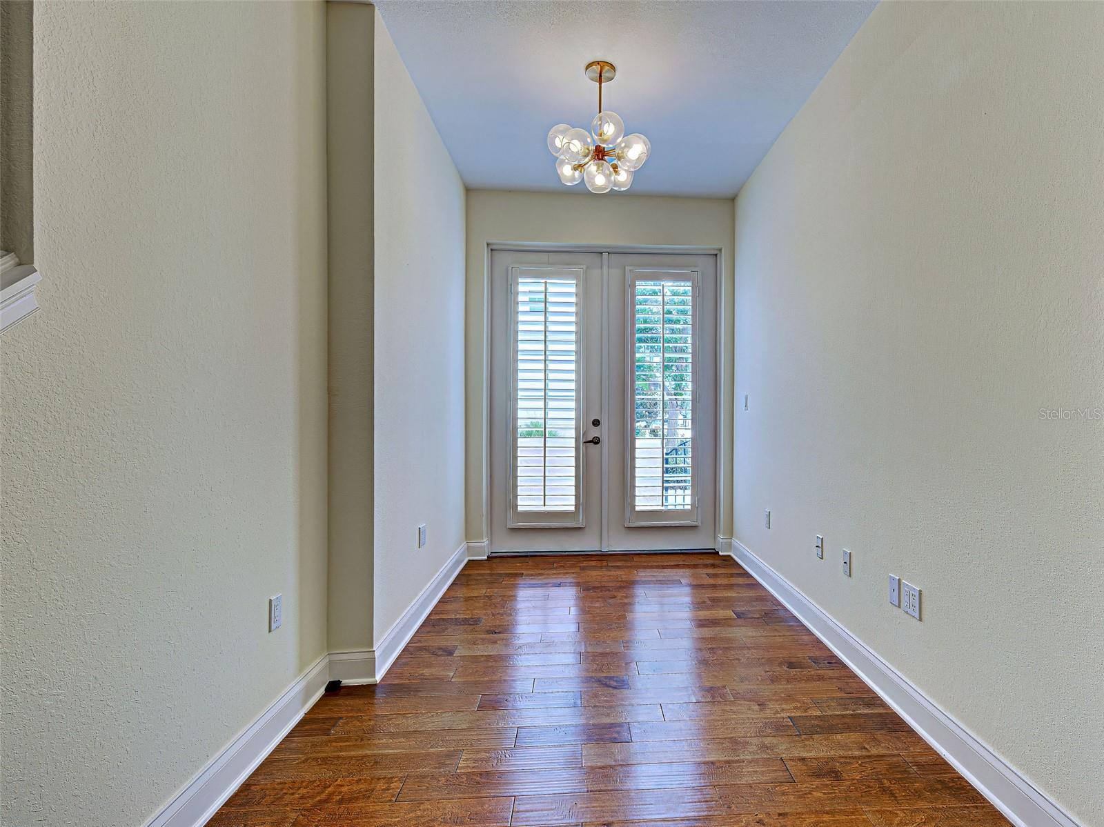 445 Nokomis Ave S #210 Property Photo 48