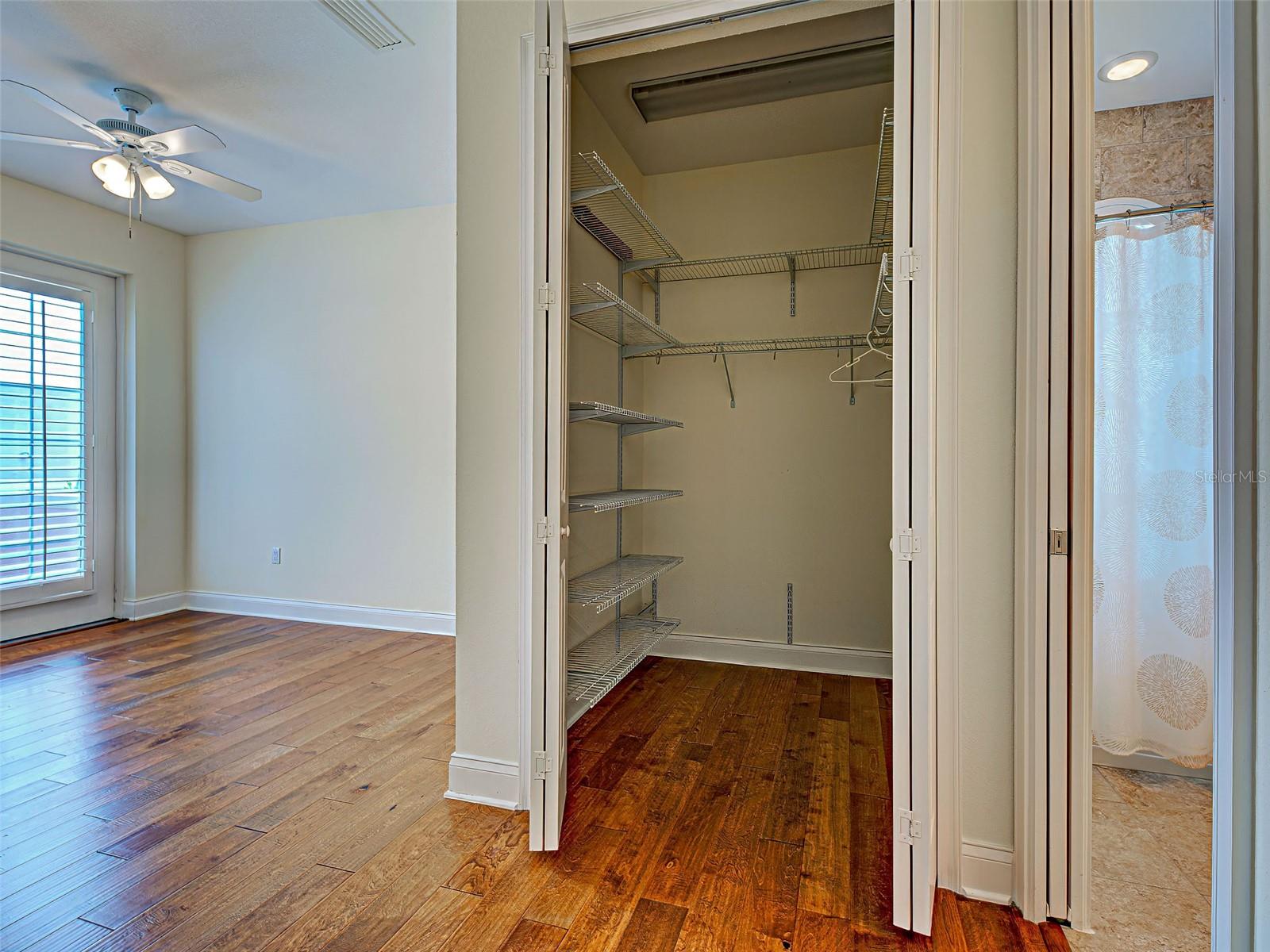 445 Nokomis Ave S #210 Property Photo 52