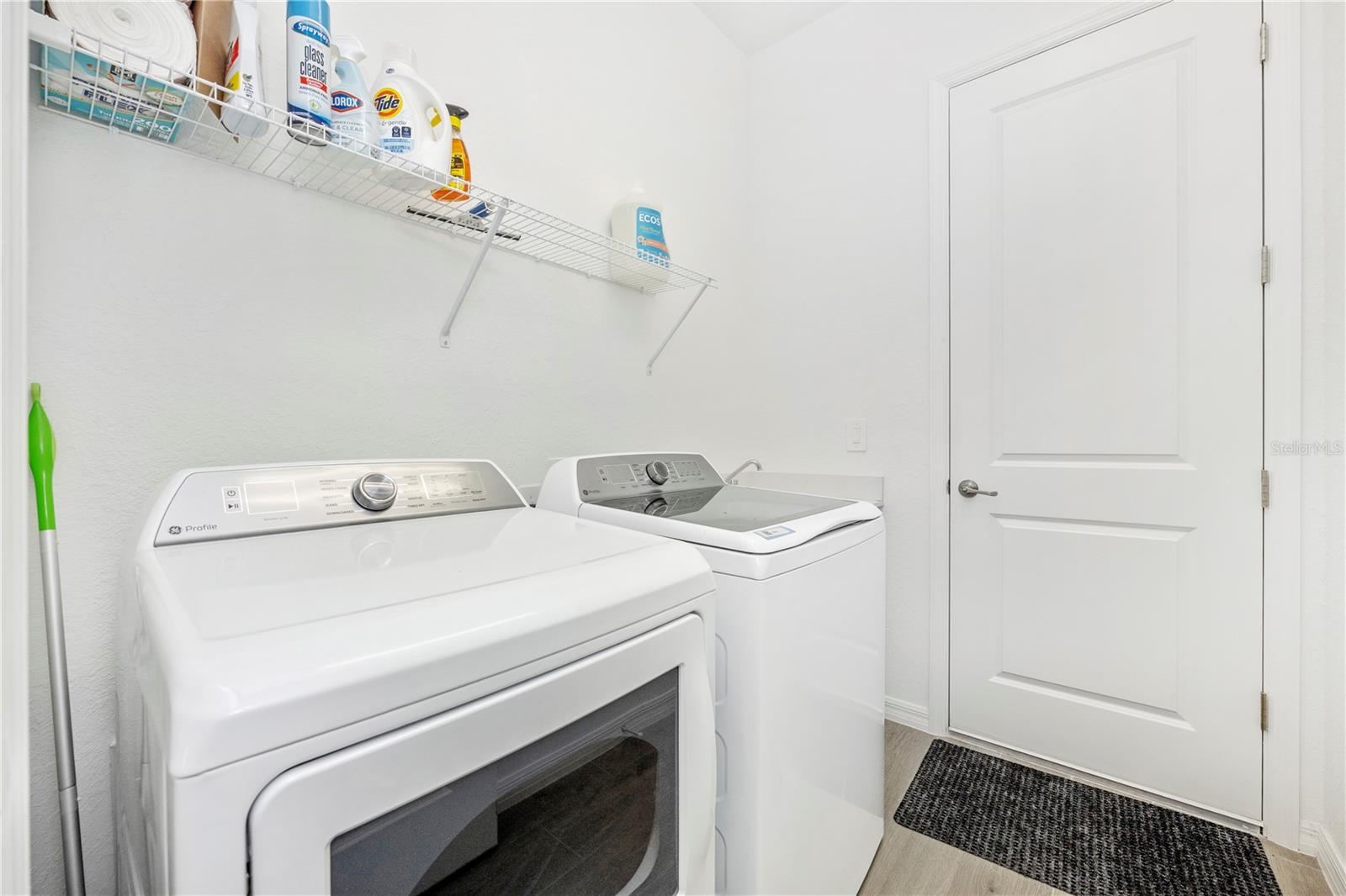 17662 Santorini Ct Property Photo 37