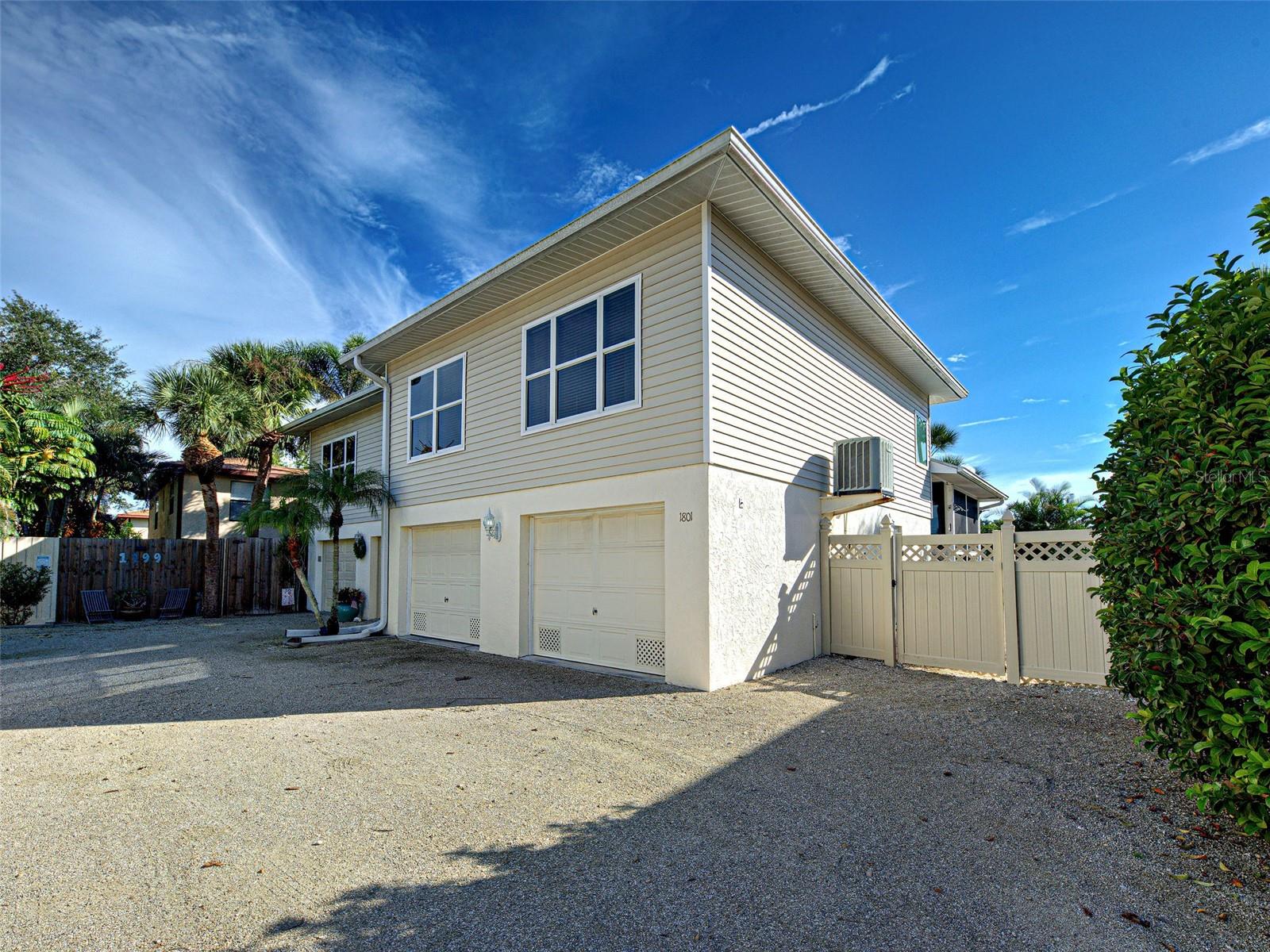 1801 Highland Rd Property Photo 1