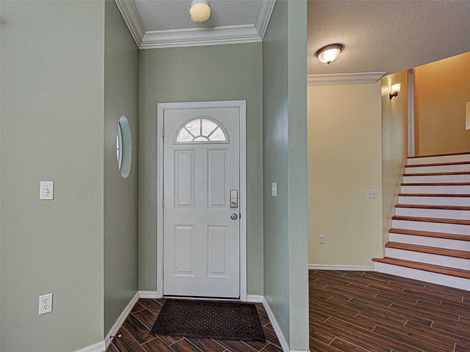 1801 Highland Rd Property Photo 5