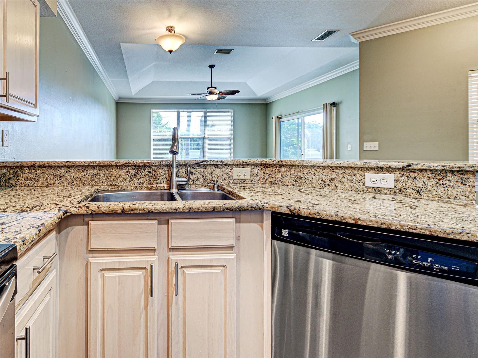 1801 Highland Rd Property Photo 13