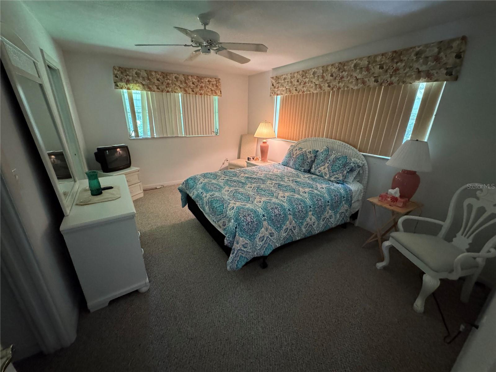 239 Hammock Ter Property Photo 9