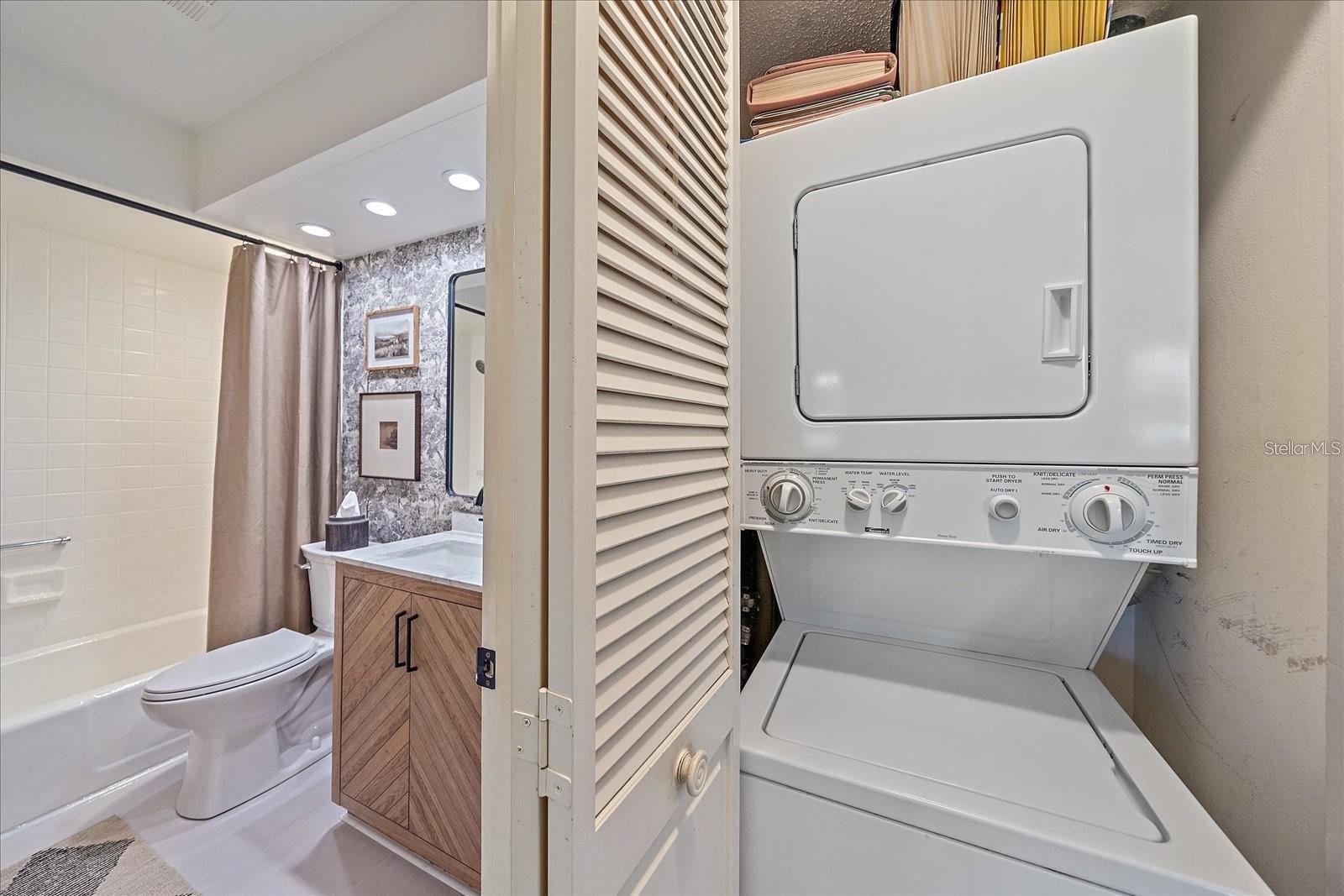 1211 Capri Isles Blvd #6 Property Photo 18