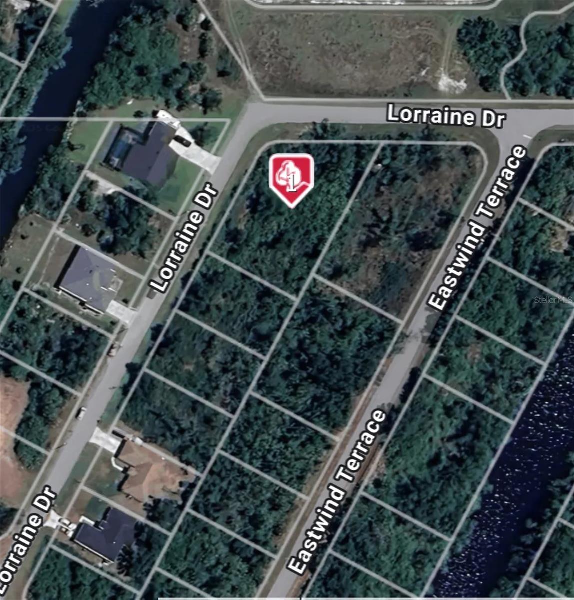 2120 Lorraine Dr Property Photo 2