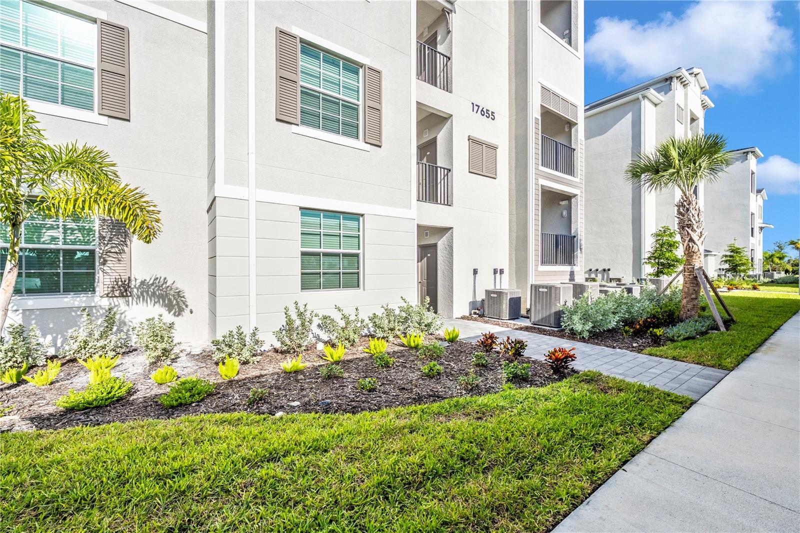17655 Opal Sand Dr #402 Property Photo 2