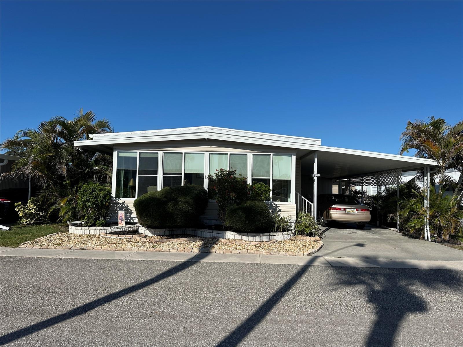5800 FORSYTHIA RD Property Photo 1