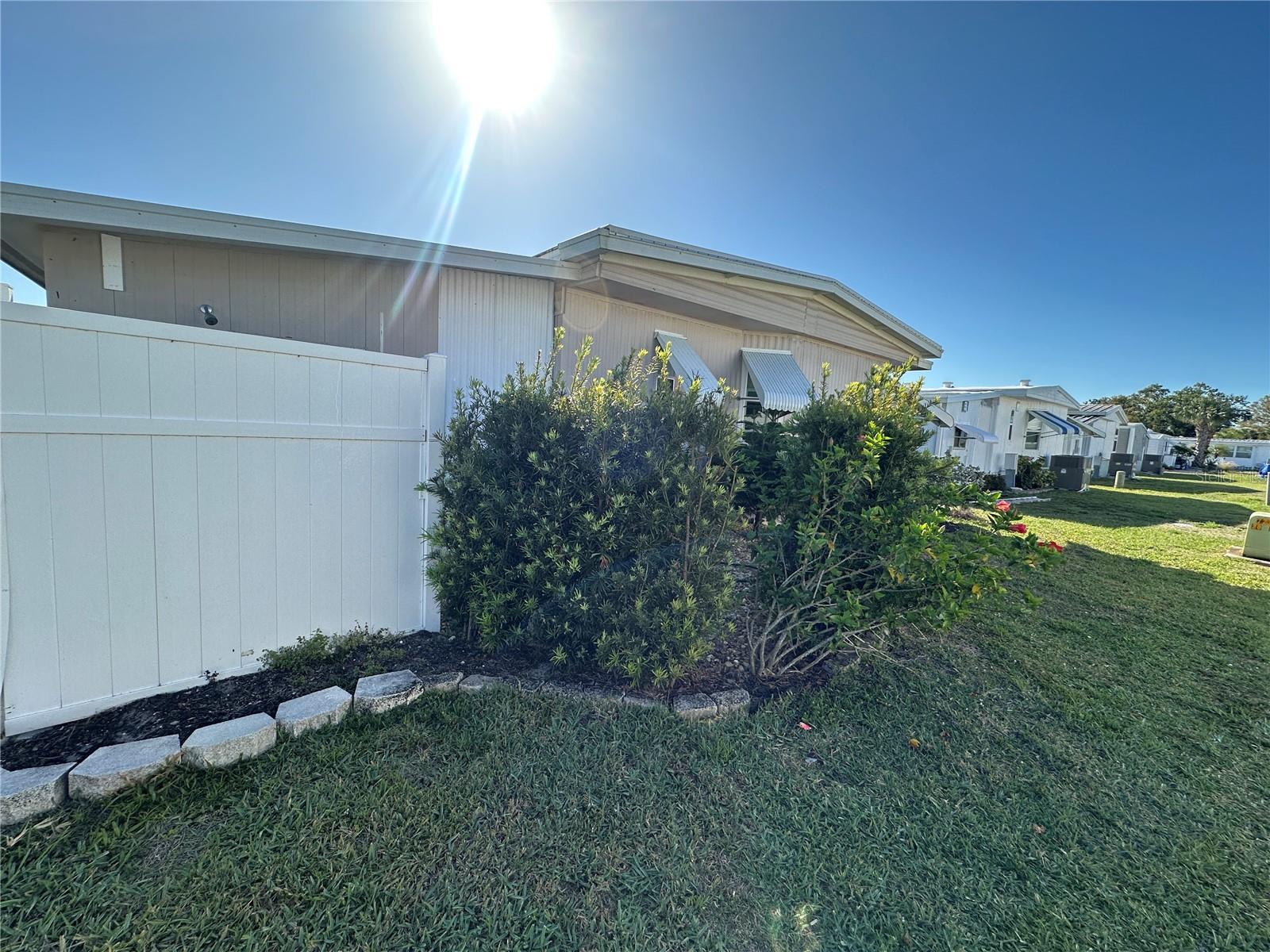 5800 Forsythia Rd Property Photo 16