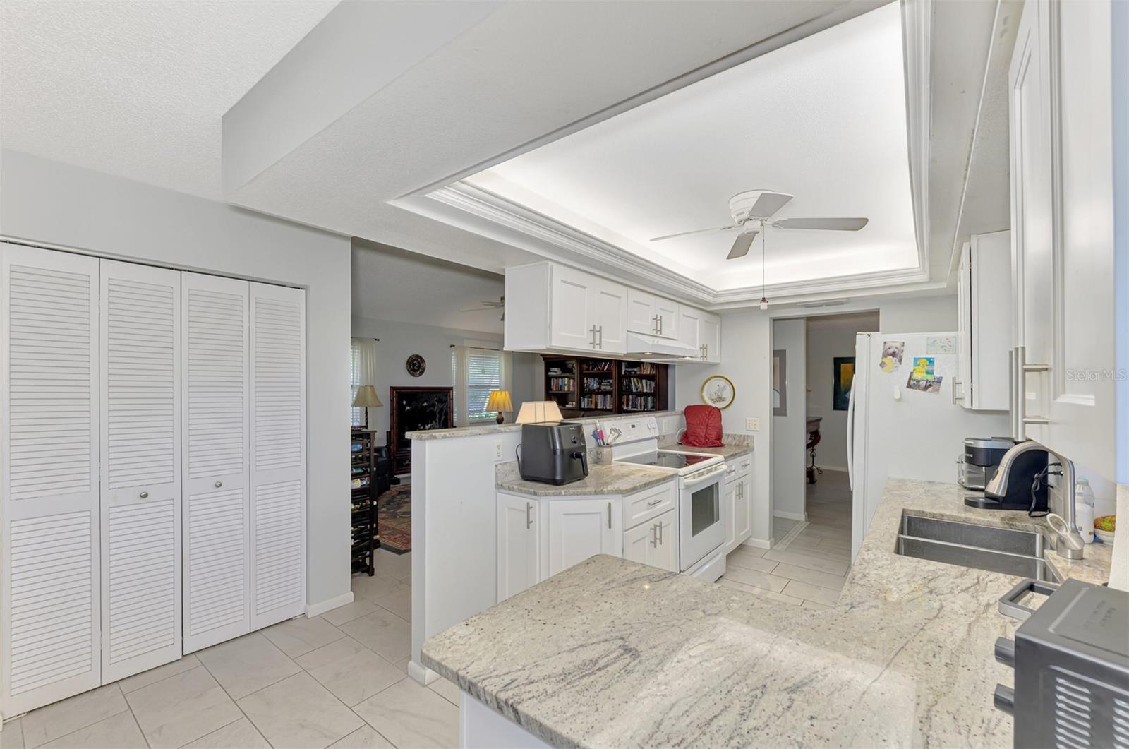 3168 E Village Dr Property Photo 24