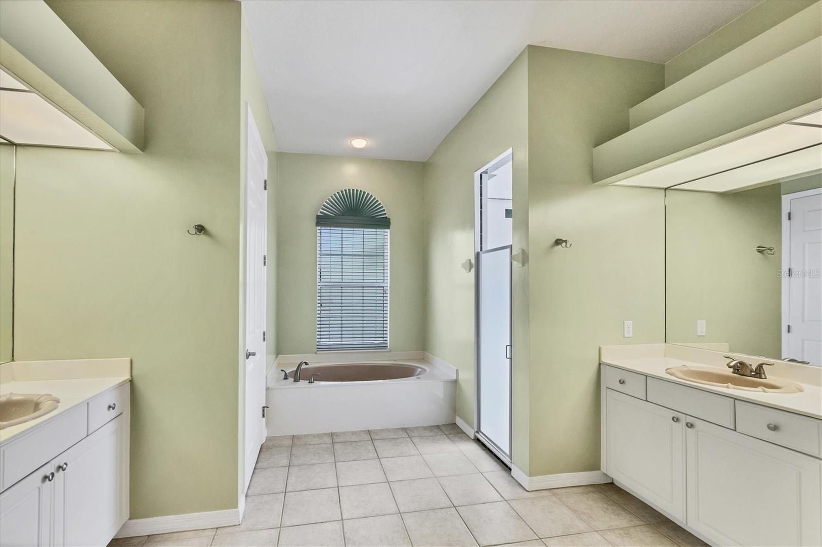 4231 Eagle Nest Ct Property Photo 24