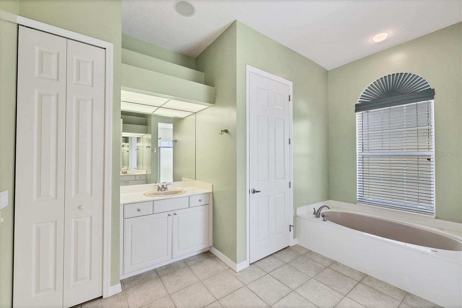 4231 Eagle Nest Ct Property Photo 25