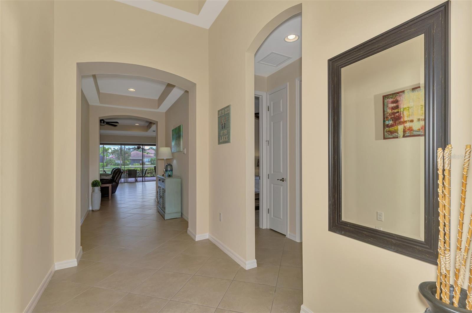 1050 Bluffwood Dr Property Photo 35