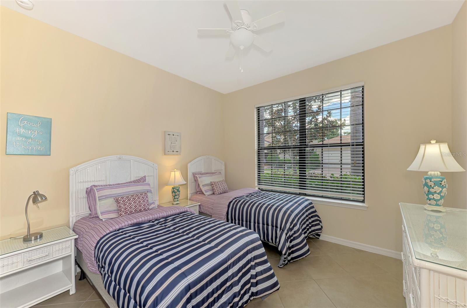 1050 Bluffwood Dr Property Photo 39