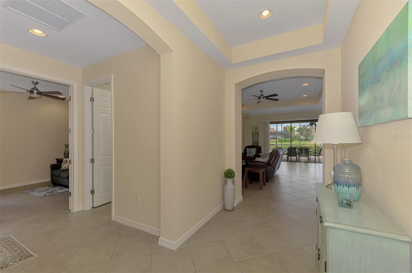 1050 Bluffwood Dr Property Photo 41