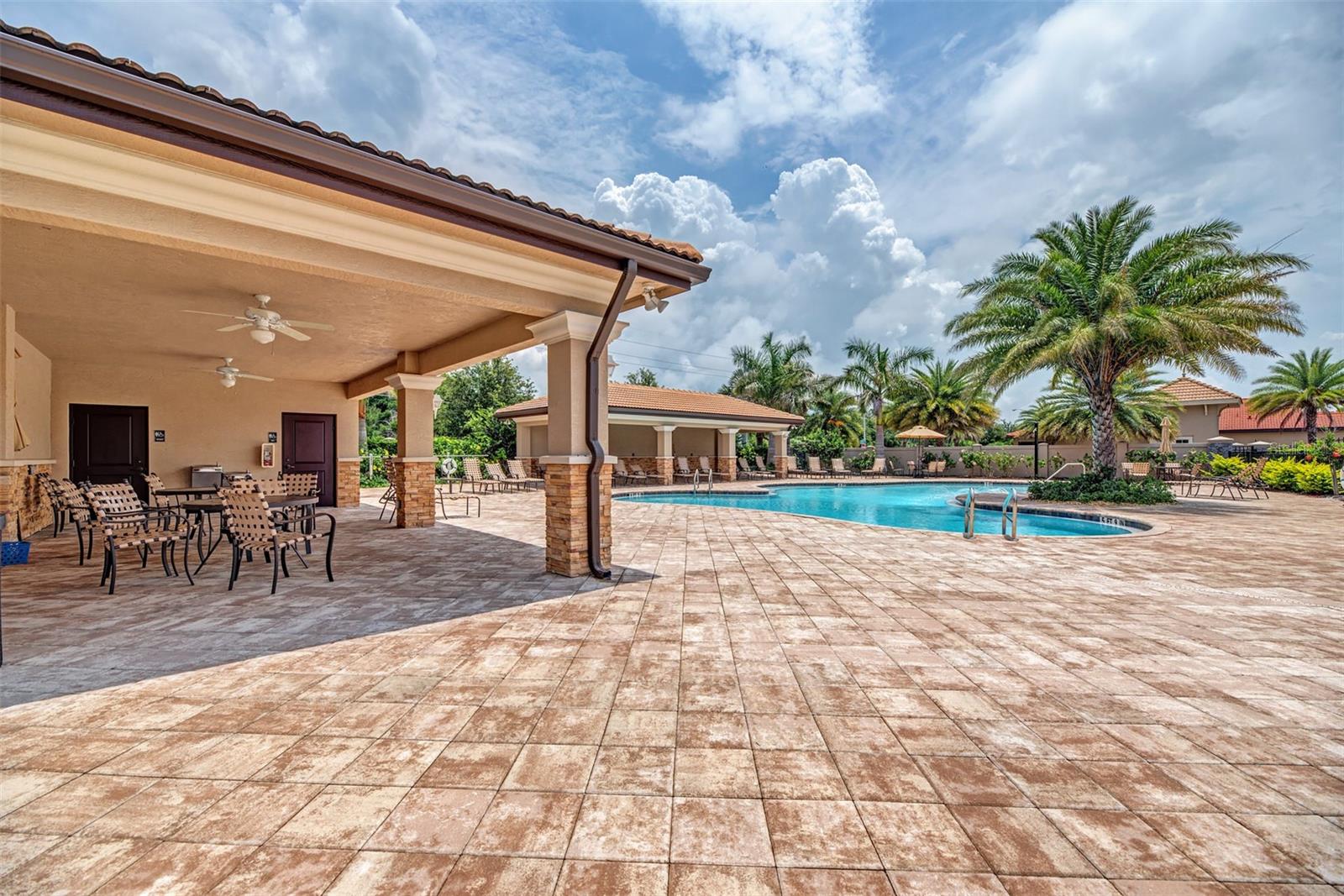 1050 Bluffwood Dr Property Photo 66