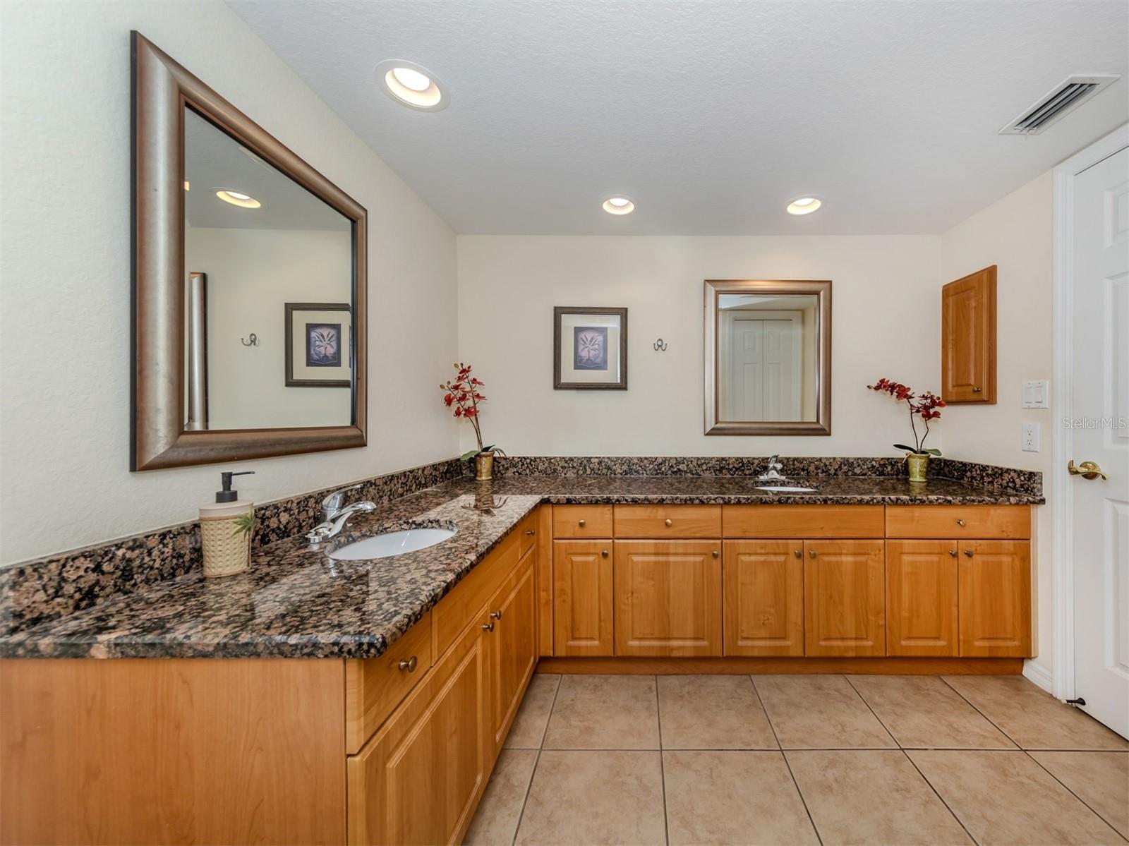 601 Shreve St #51b Property Photo 19