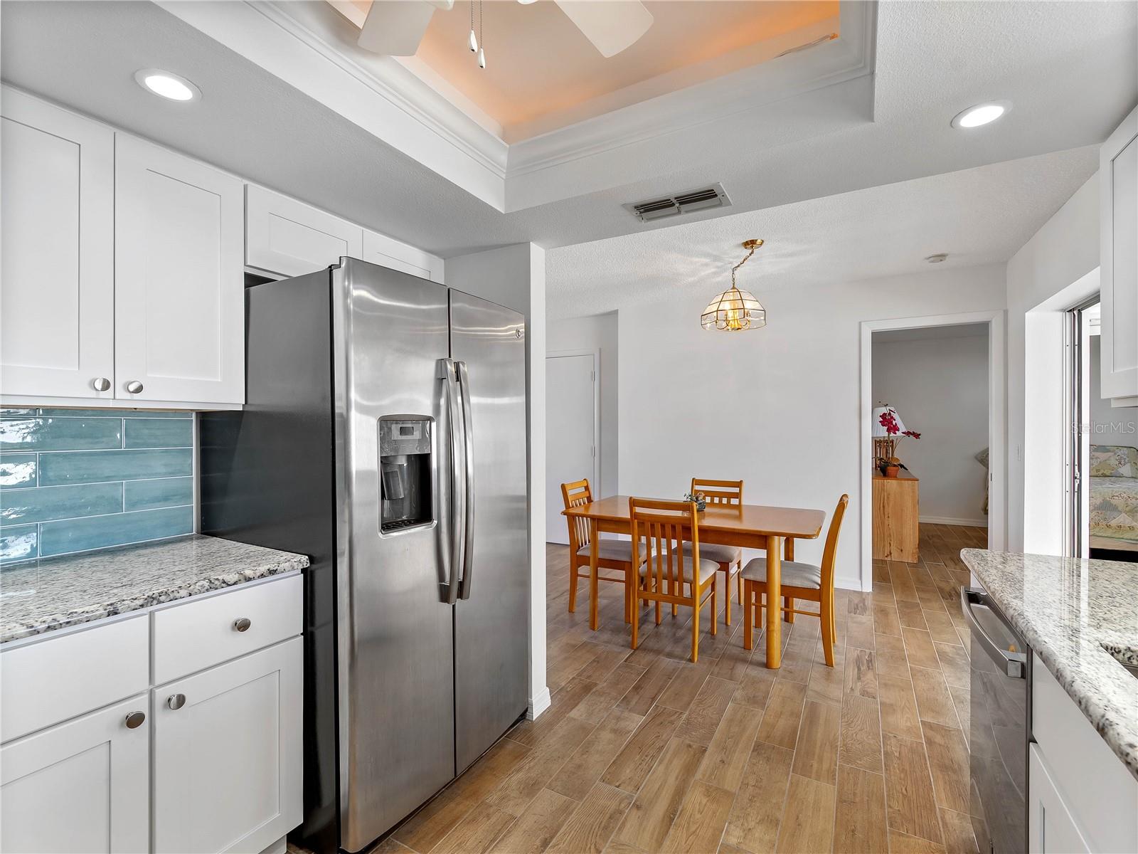 52 Circlewood Dr #a1-2 Property Photo 4