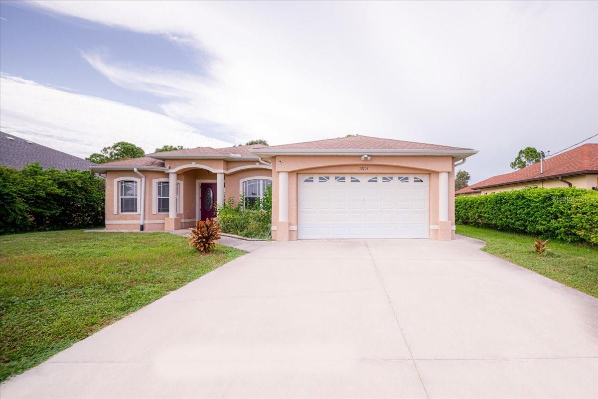 12108 Hernando Rd Property Photo 4