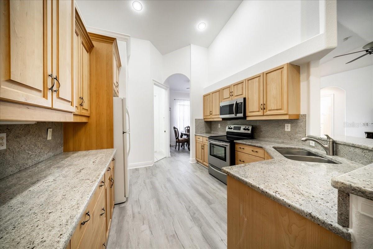 12108 Hernando Rd Property Photo 16