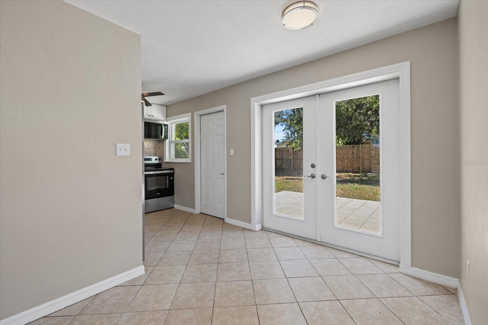 6024 Merril St Property Photo 14