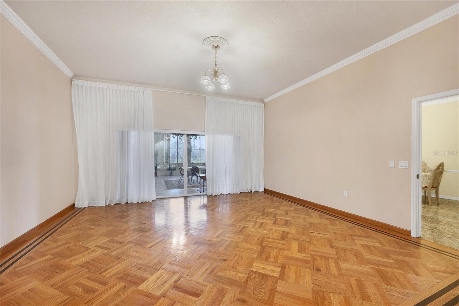 12209 Cotorro Ave Property Photo 10