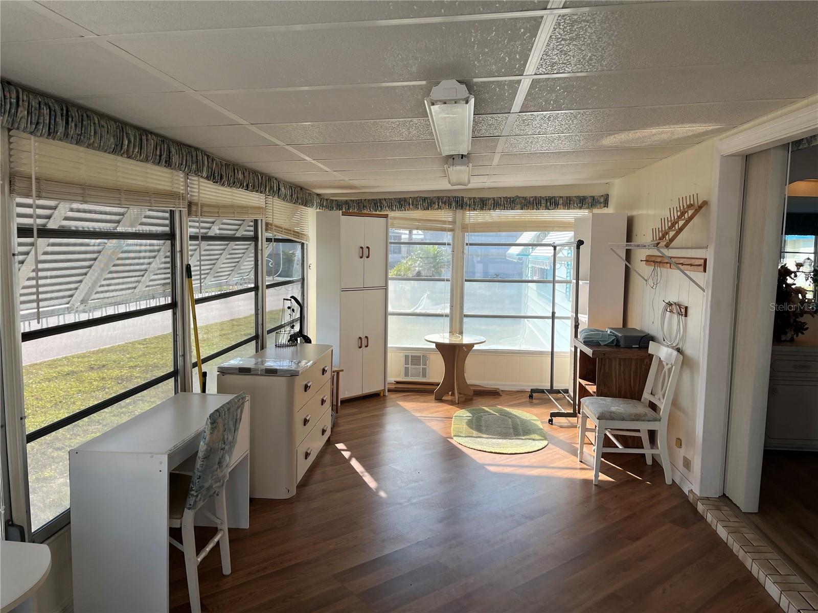 518 Cervina Dr N Property Photo 19