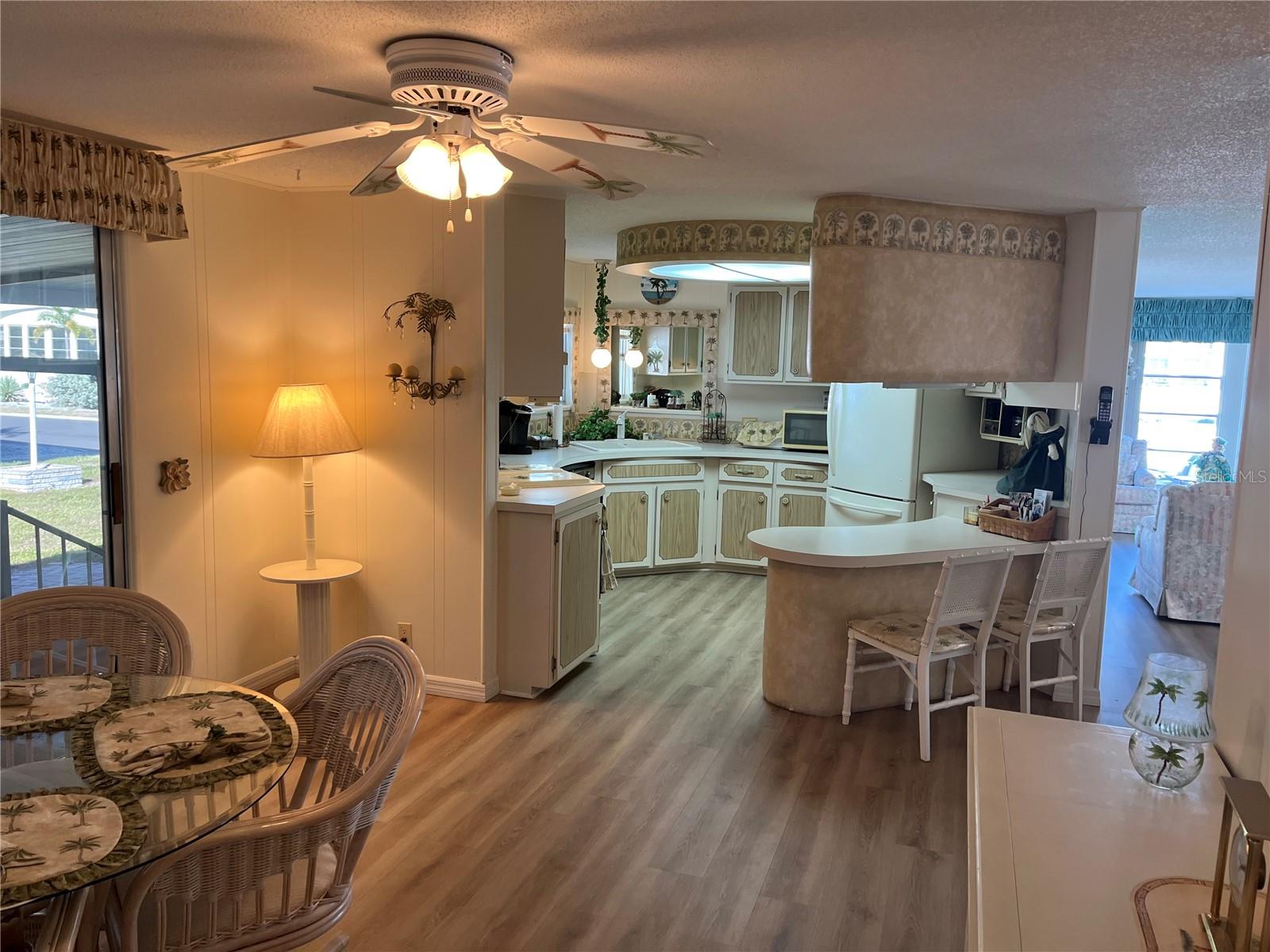 518 Cervina Dr N Property Photo 22