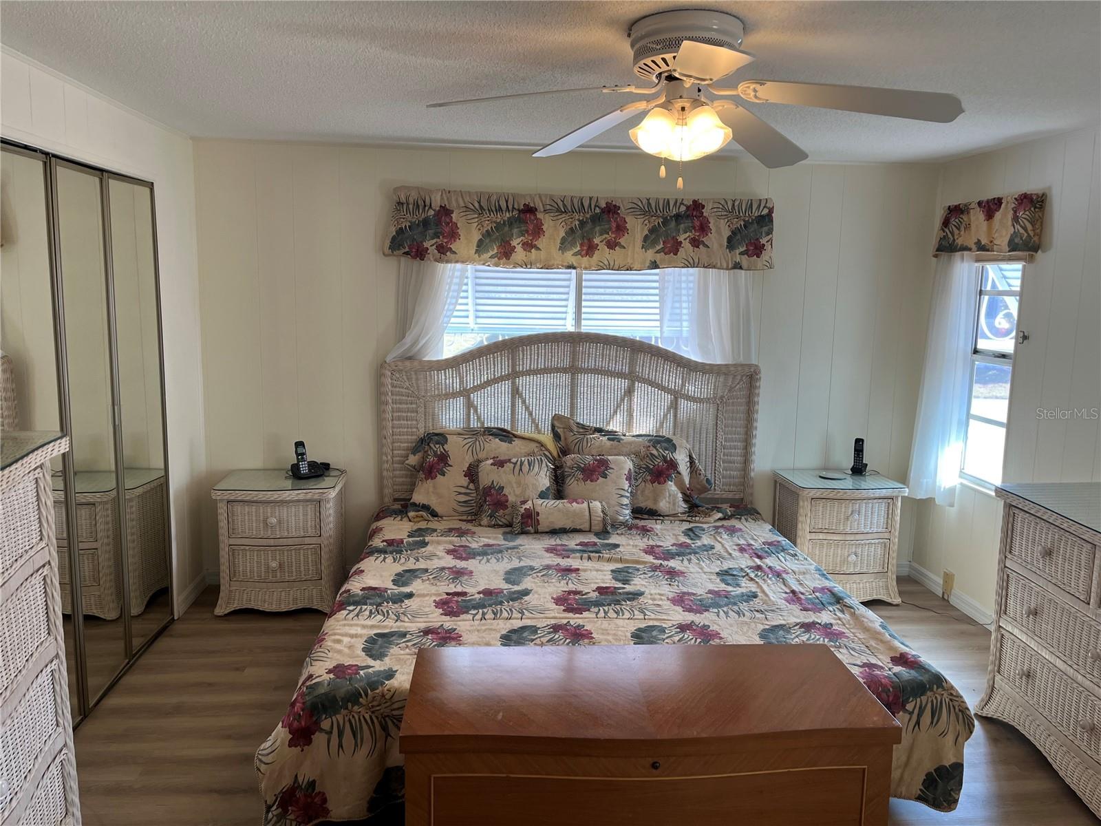 518 Cervina Dr N Property Photo 40