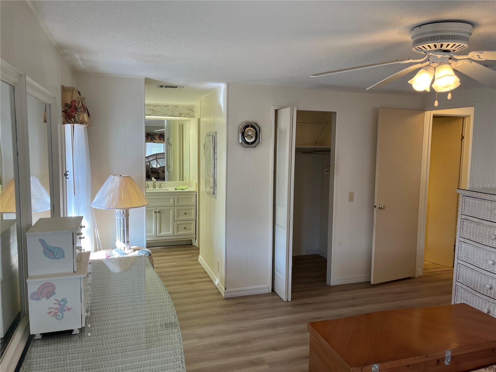 518 Cervina Dr N Property Photo 42