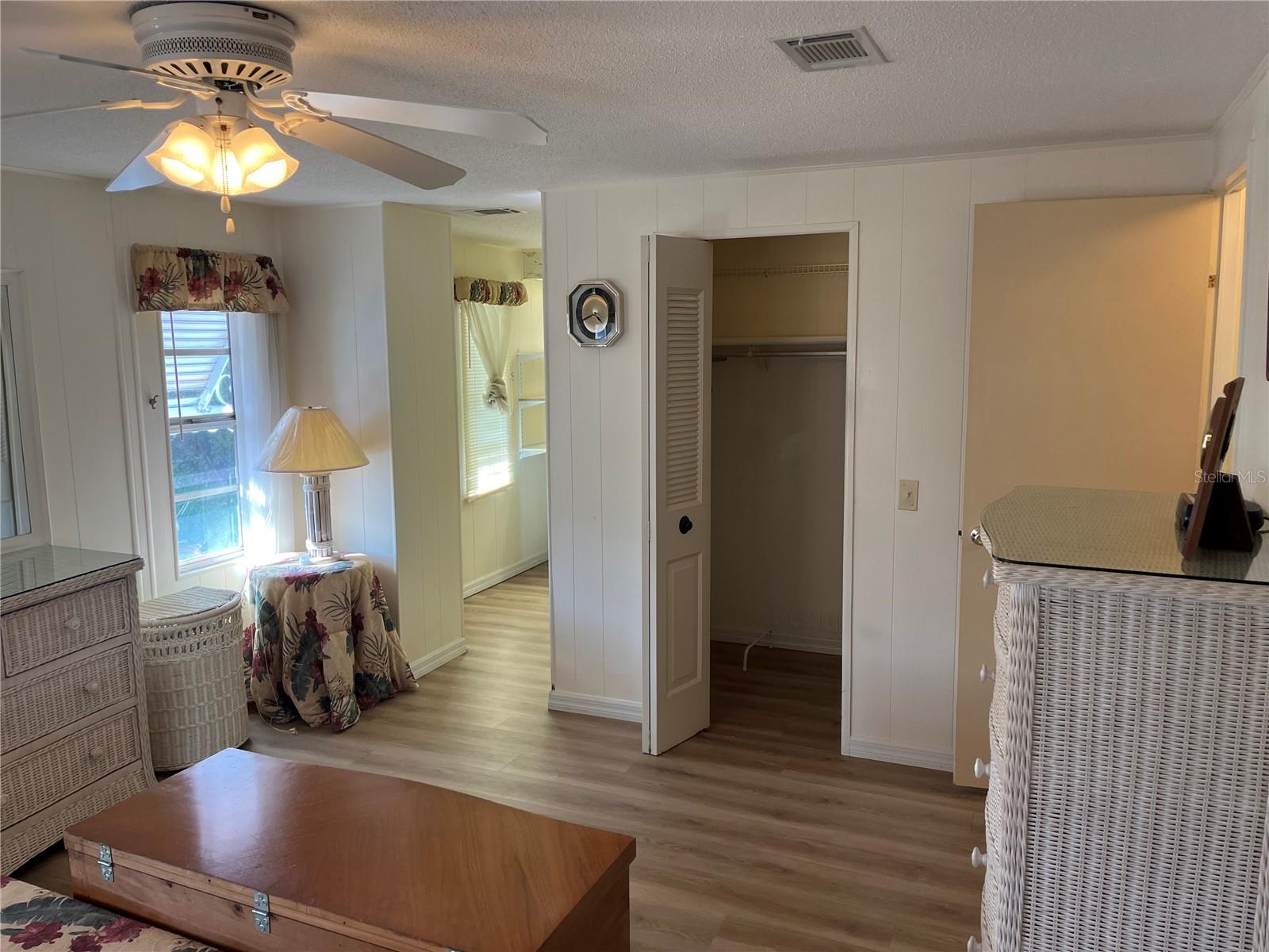 518 Cervina Dr N Property Photo 44