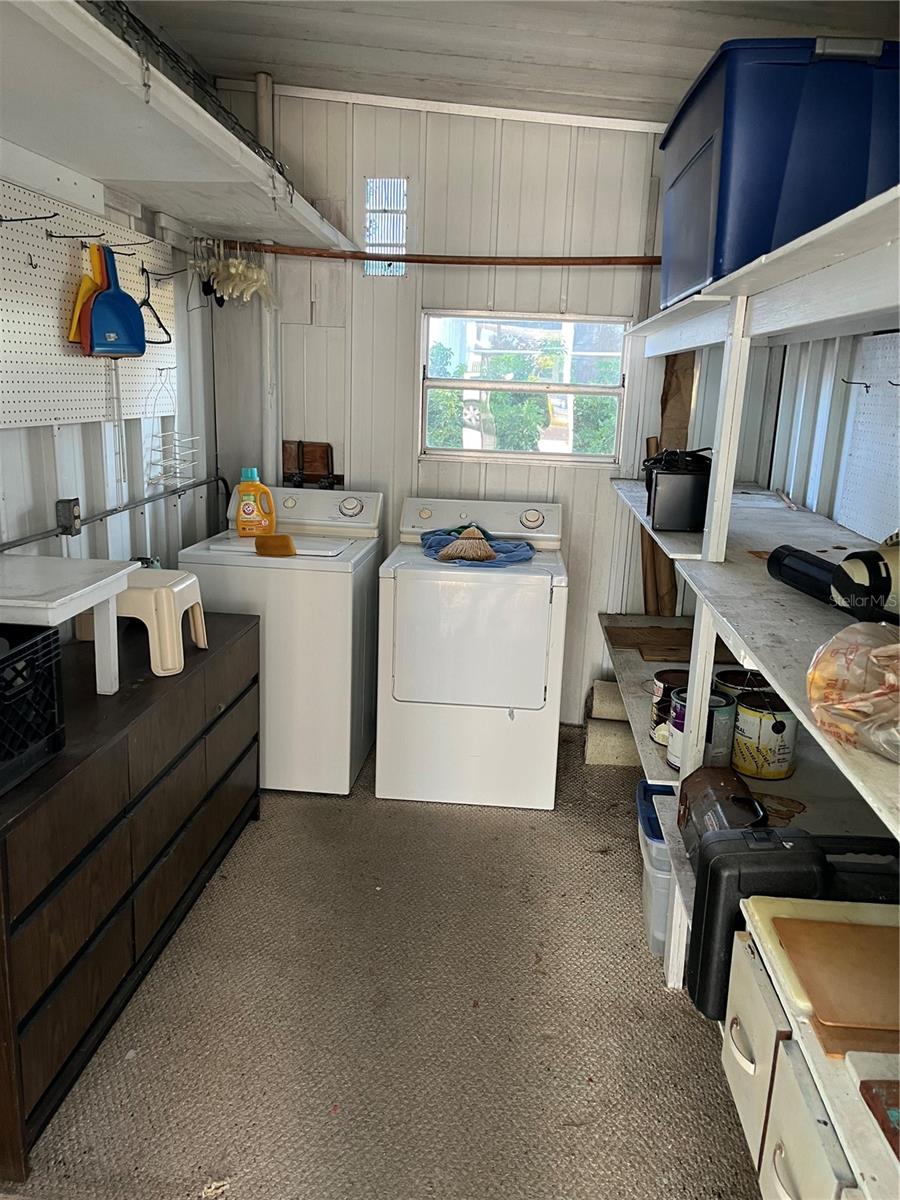 518 Cervina Dr N Property Photo 48