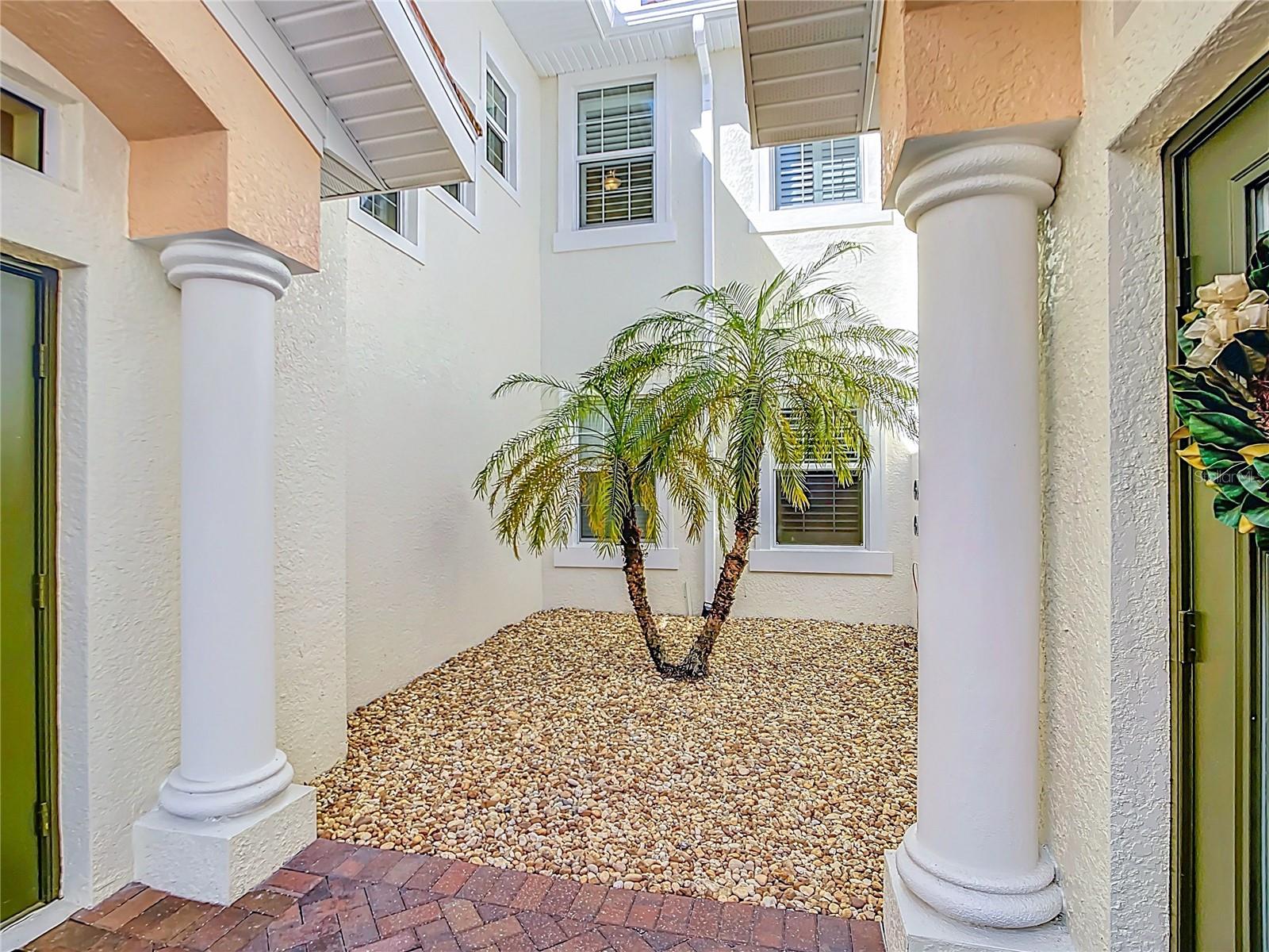 198 Bella Vista Ter #c Property Photo 3