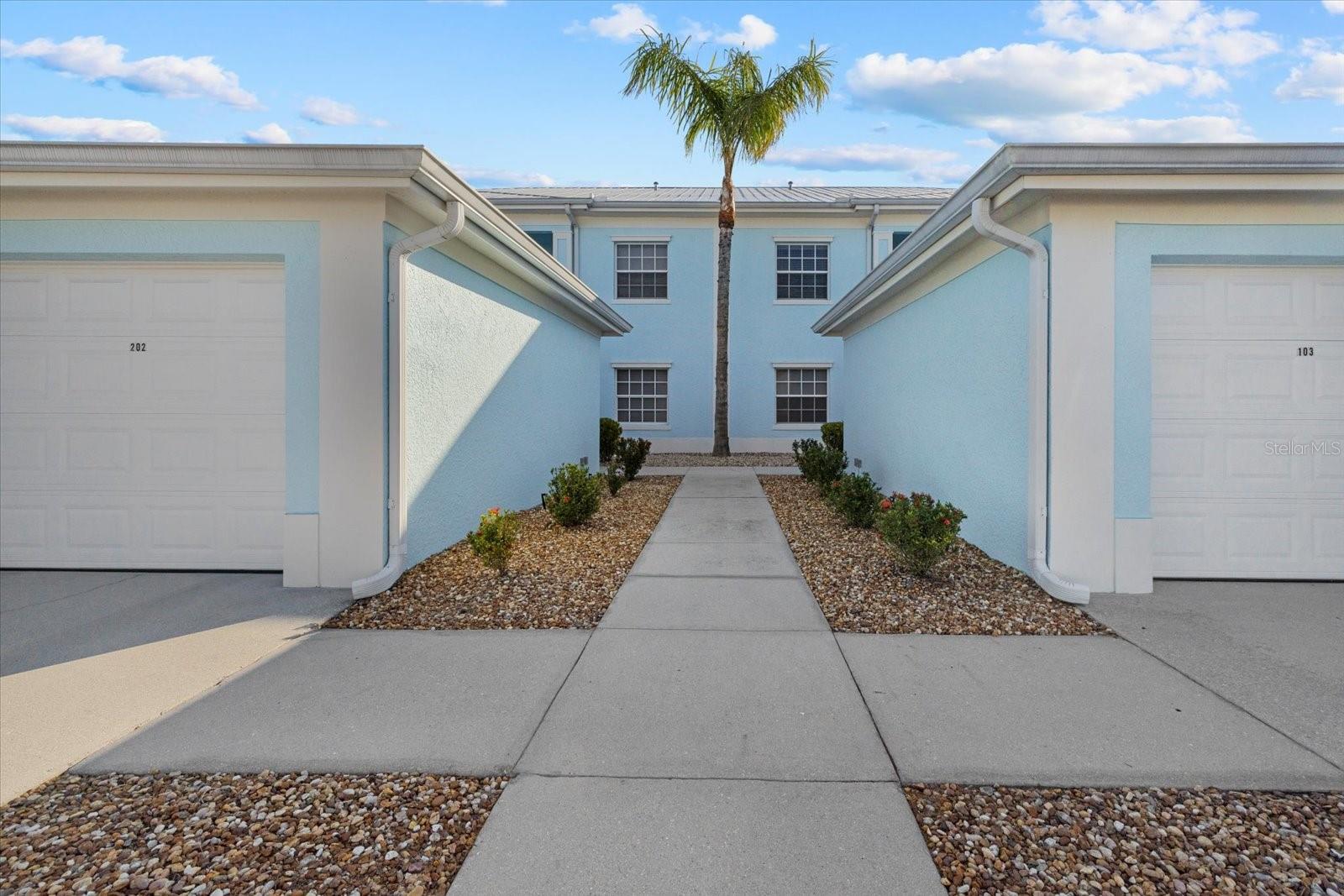 5747 Sabal Trace Dr #203 Property Photo 1
