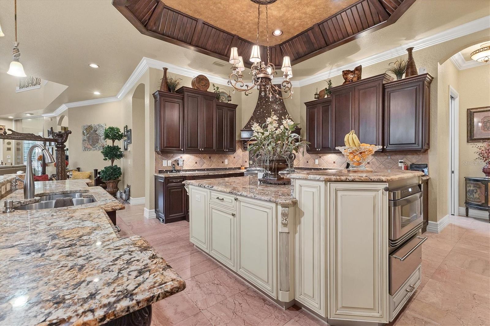 3657 Tropicaire Blvd Property Photo 23