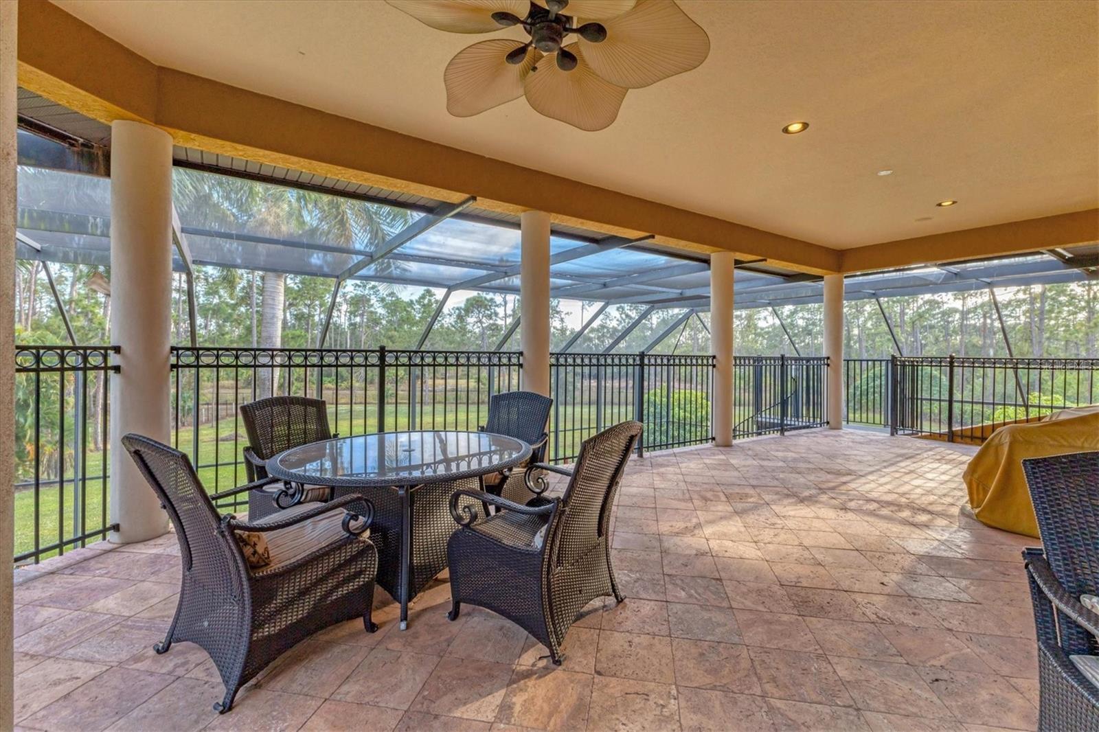 3657 Tropicaire Blvd Property Photo 51