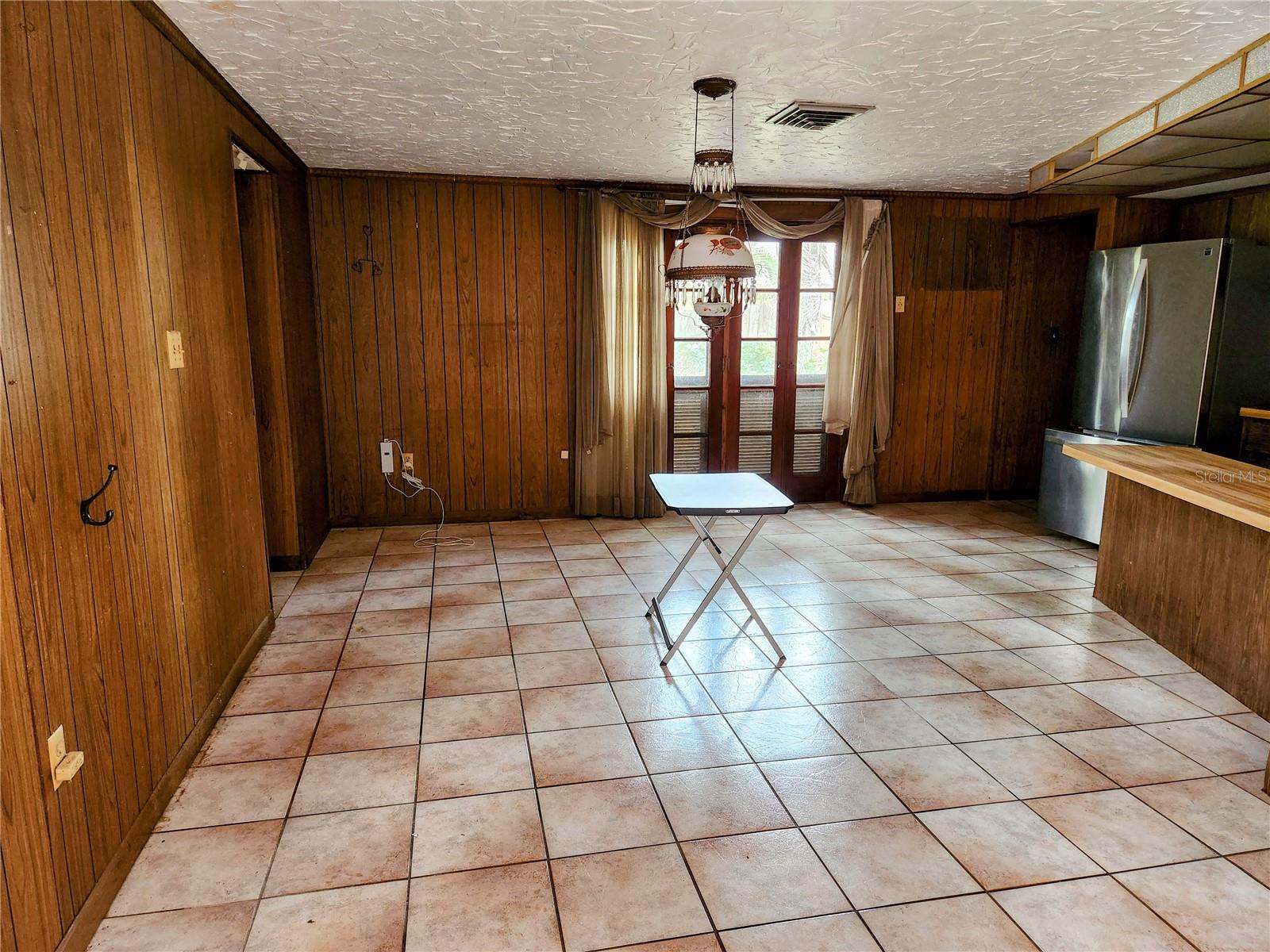 286 Shamrock Dr Property Photo 6