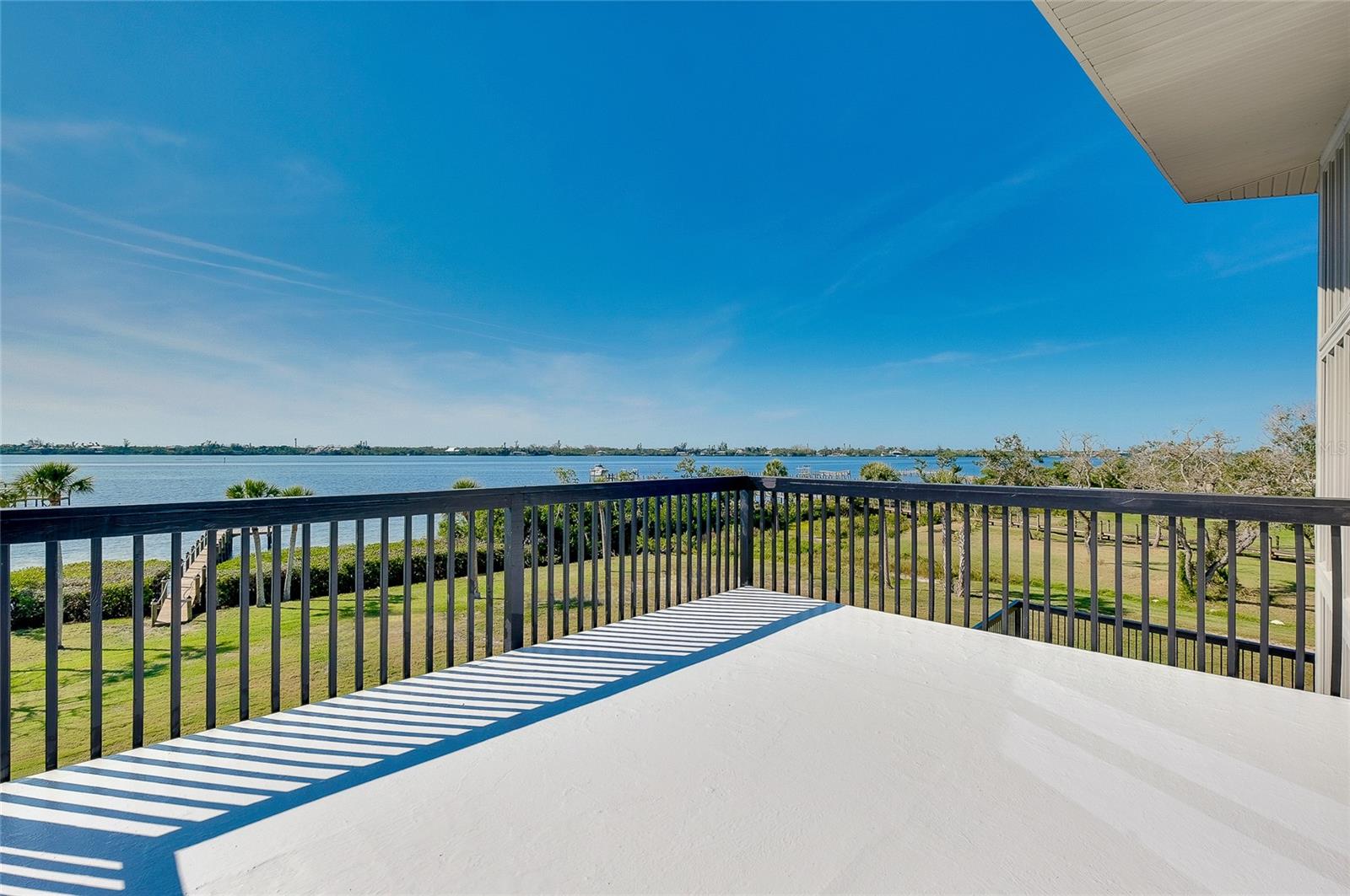 1089 Bayshore Dr Property Photo 22